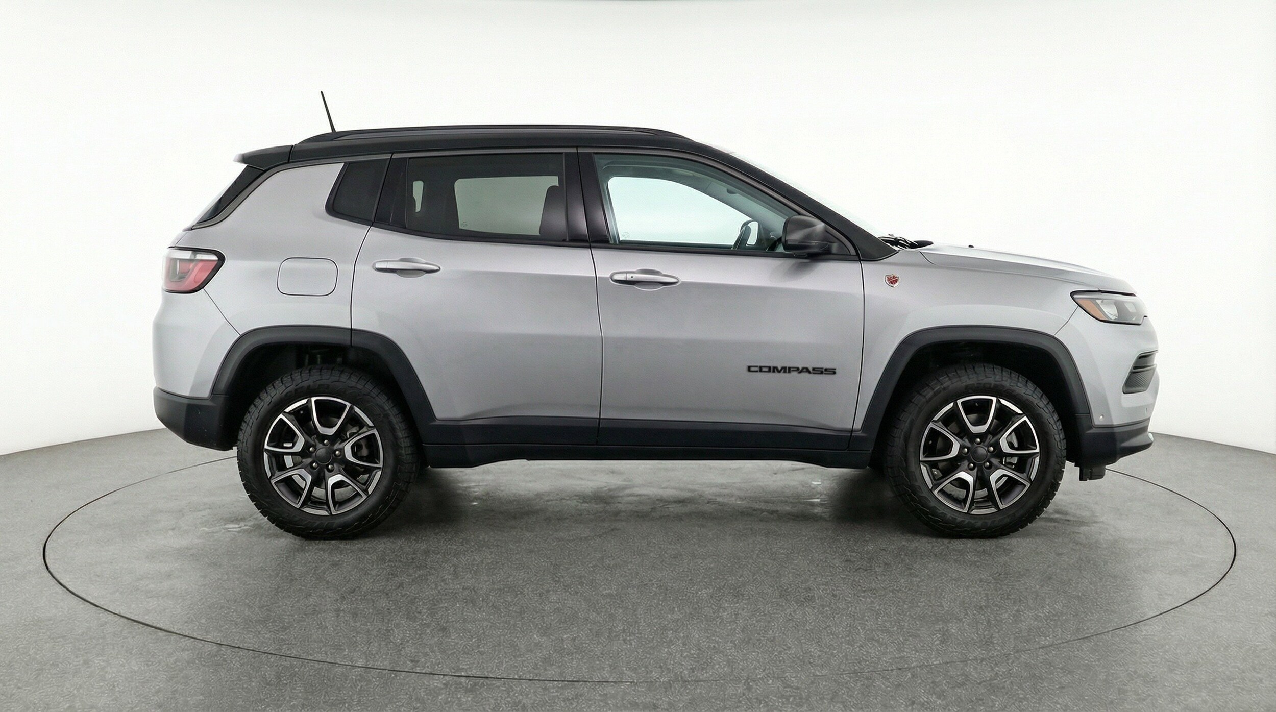 Thumbnail: 2025 Jeep Compass - 11
