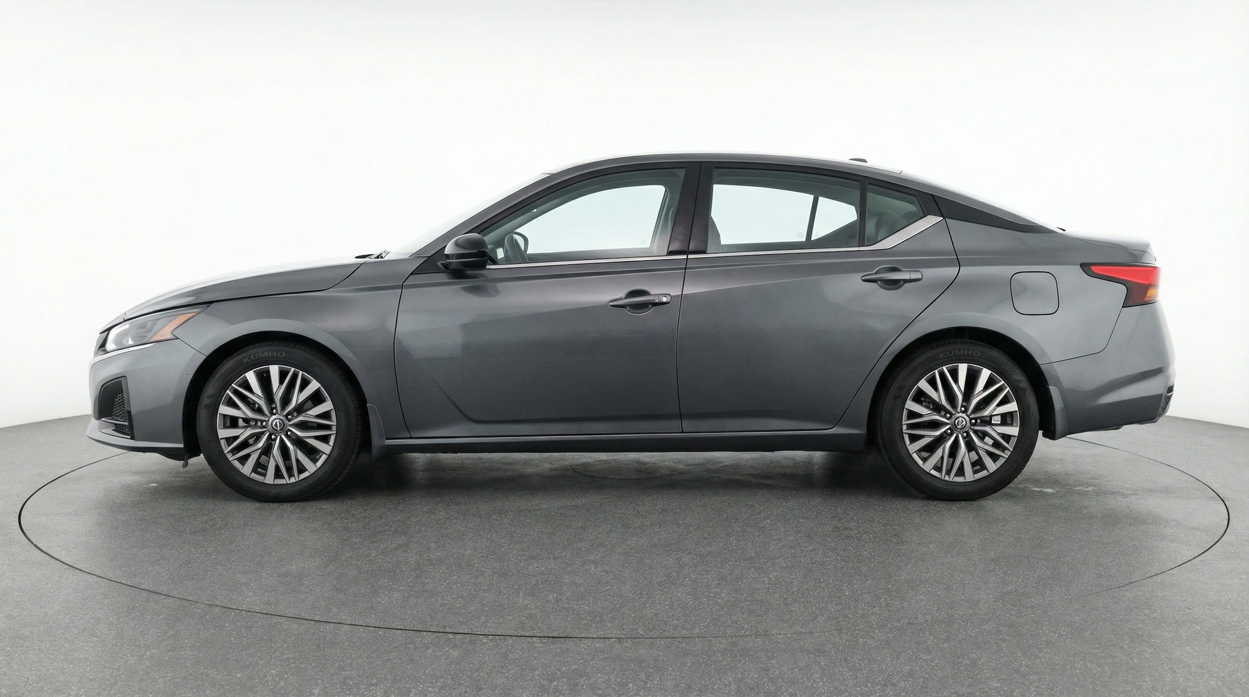 Thumbnail: 2025 Nissan Altima - 4