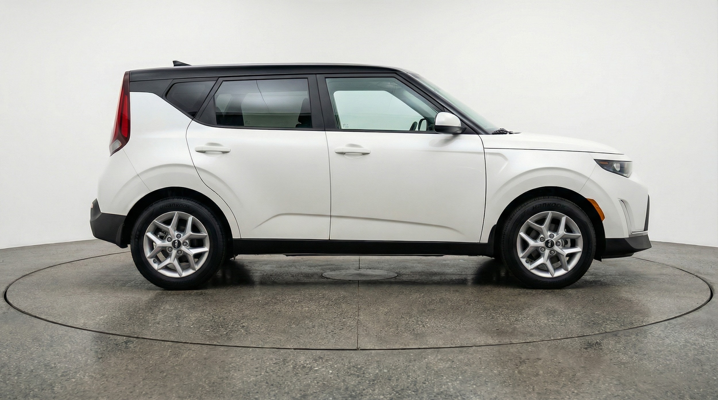 Thumbnail: 2025 Kia Soul - 8