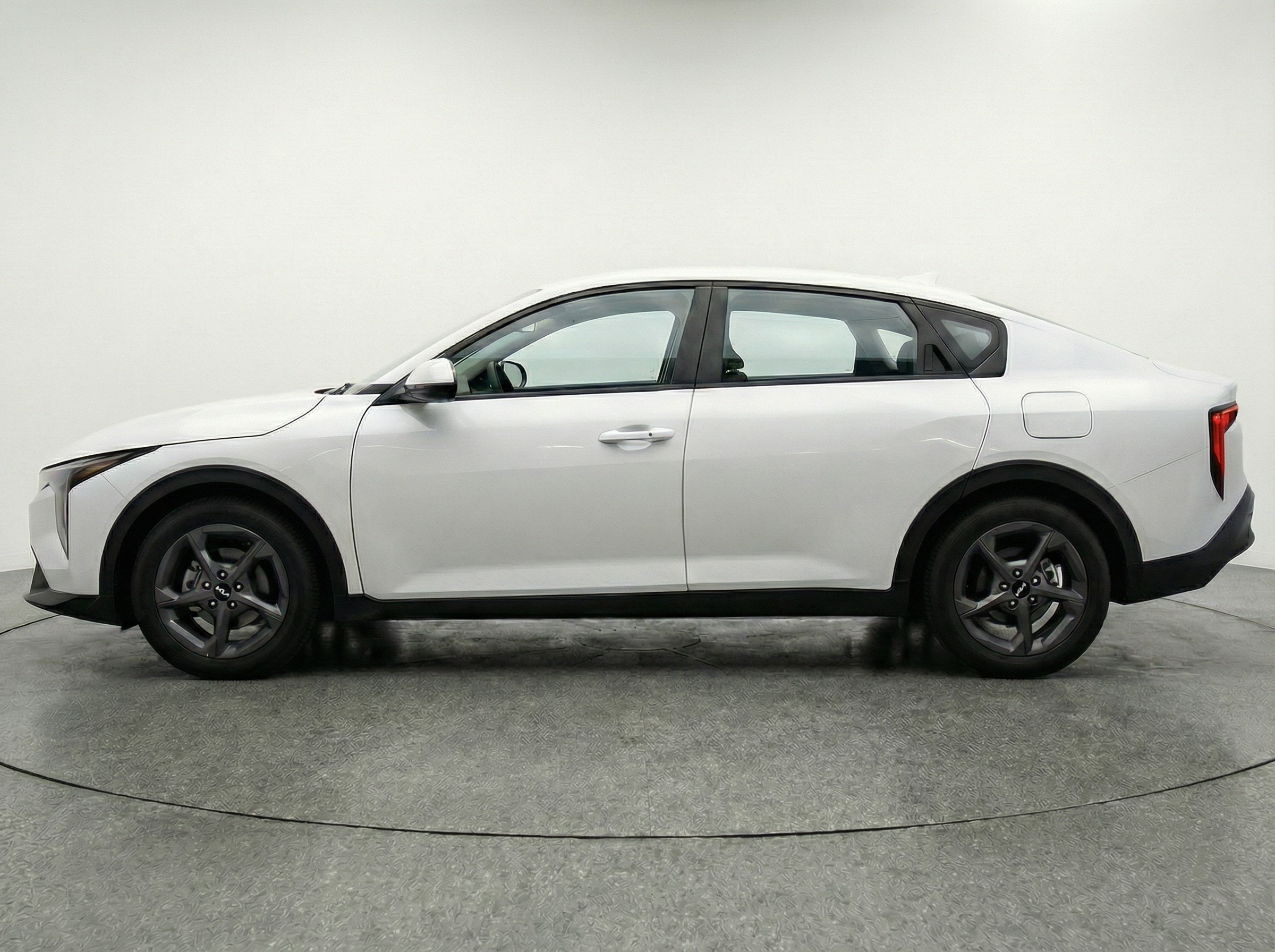 Thumbnail: 2025 Kia K4 - 4