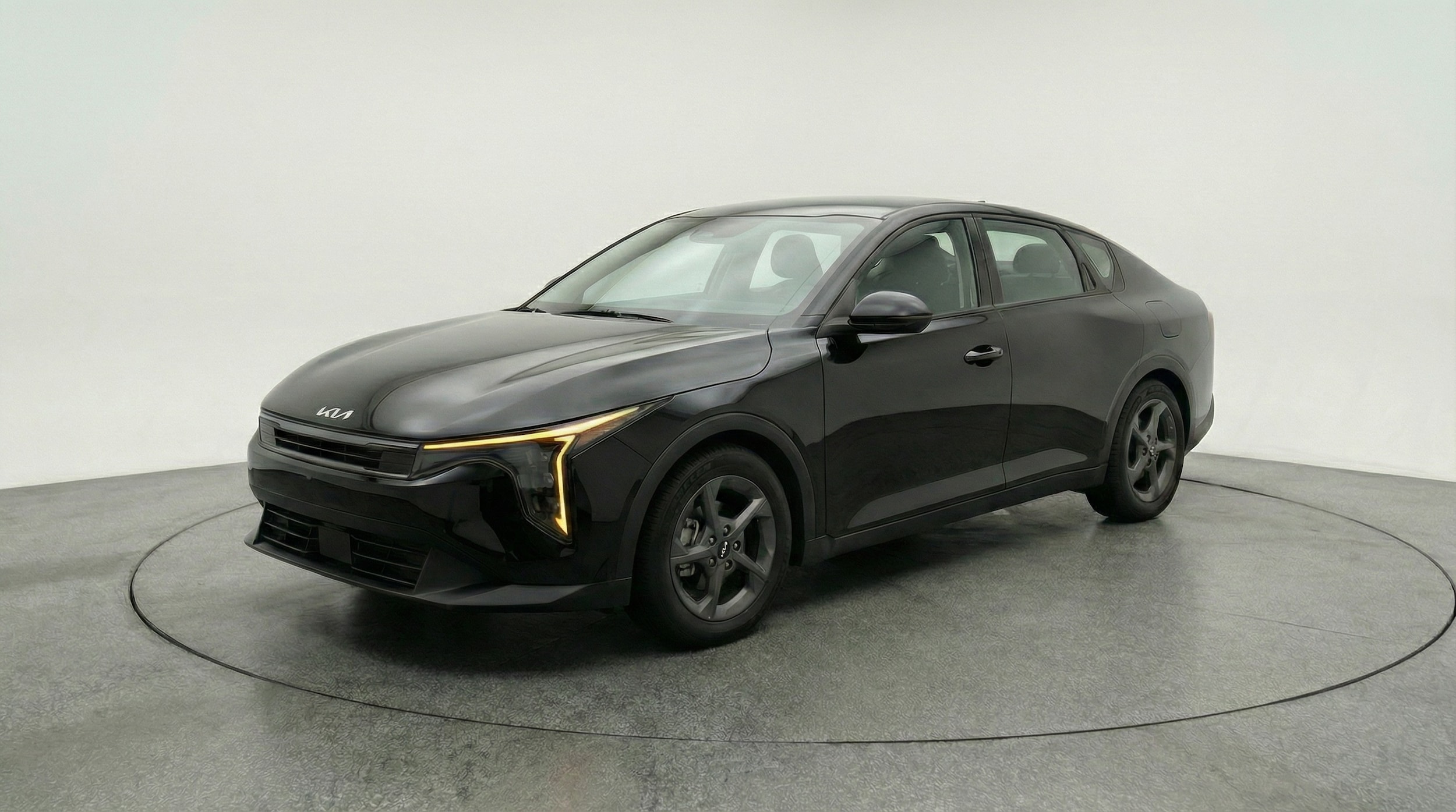 Thumbnail: 2025 Kia K4 - 3