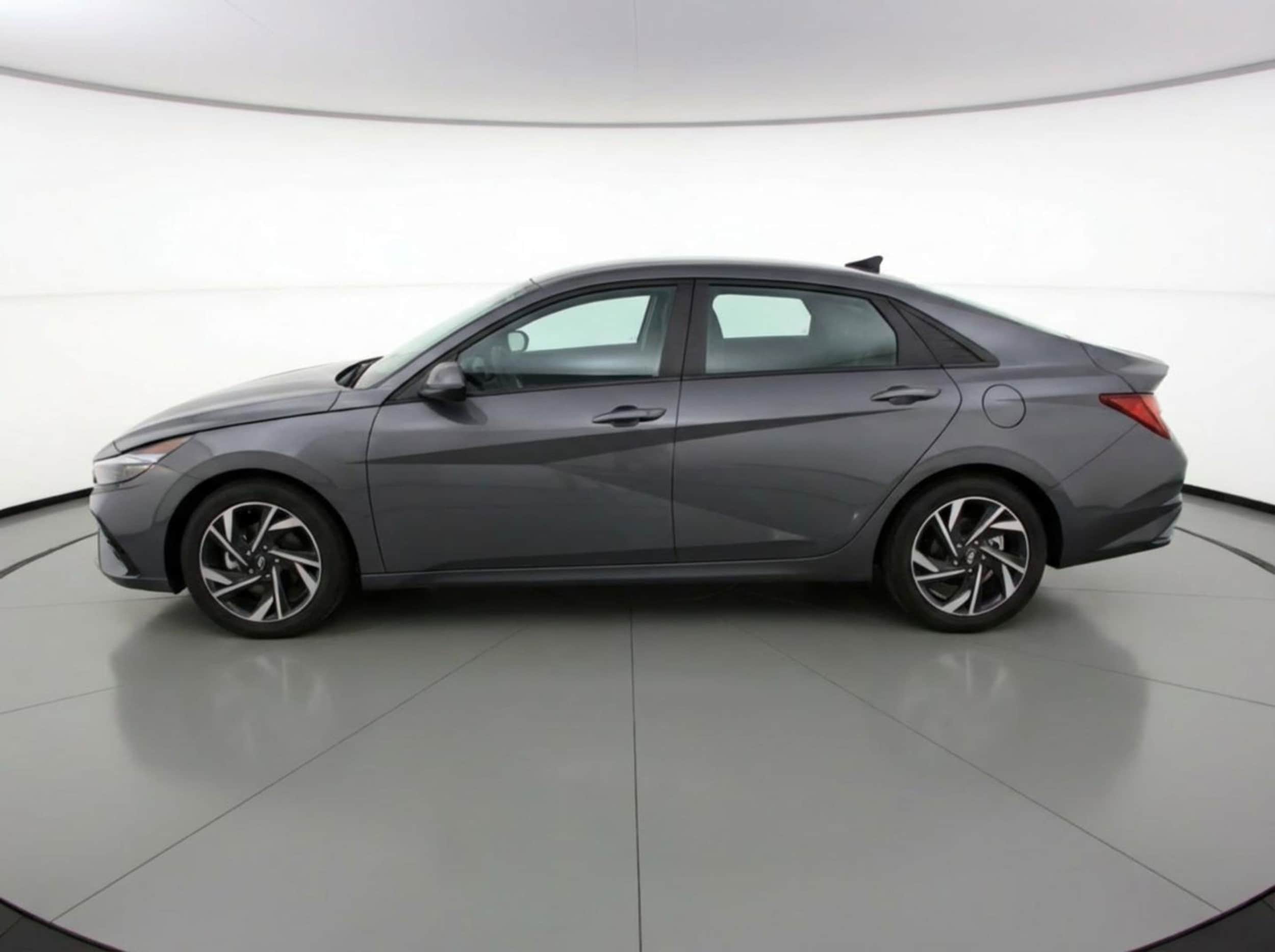 Thumbnail: 2025 Hyundai Elantra - 5