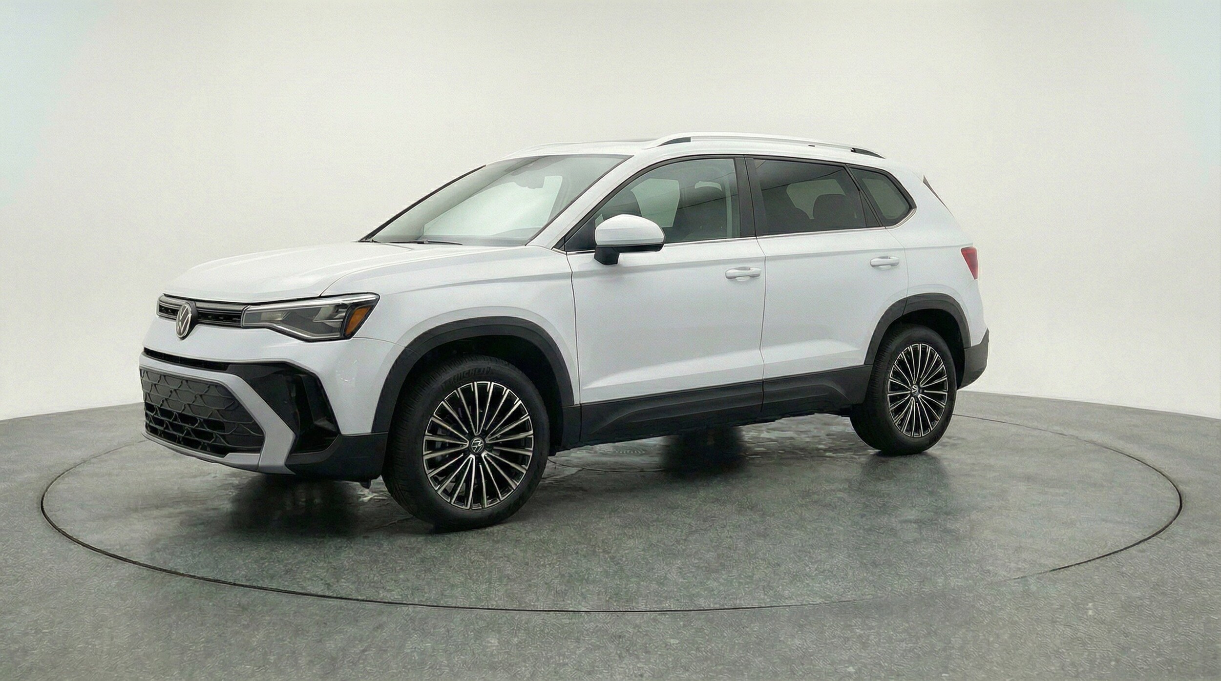 Thumbnail: 2025 Volkswagen Taos - 3