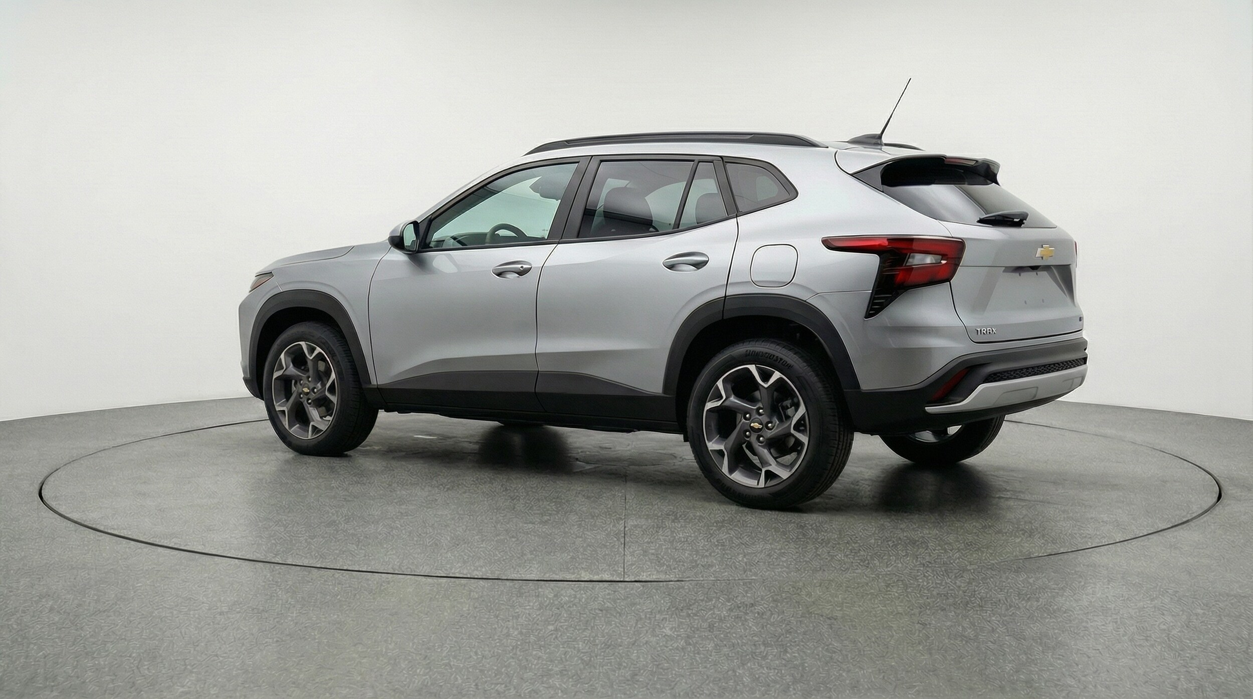 Thumbnail: 2025 Chevrolet Trax - 5