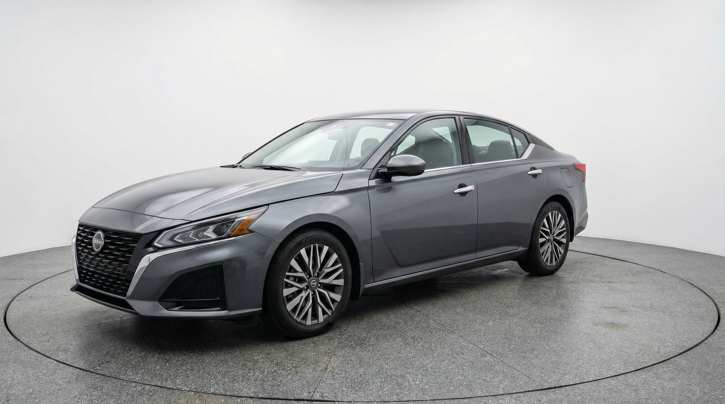 Thumbnail: 2025 Nissan Altima - 3