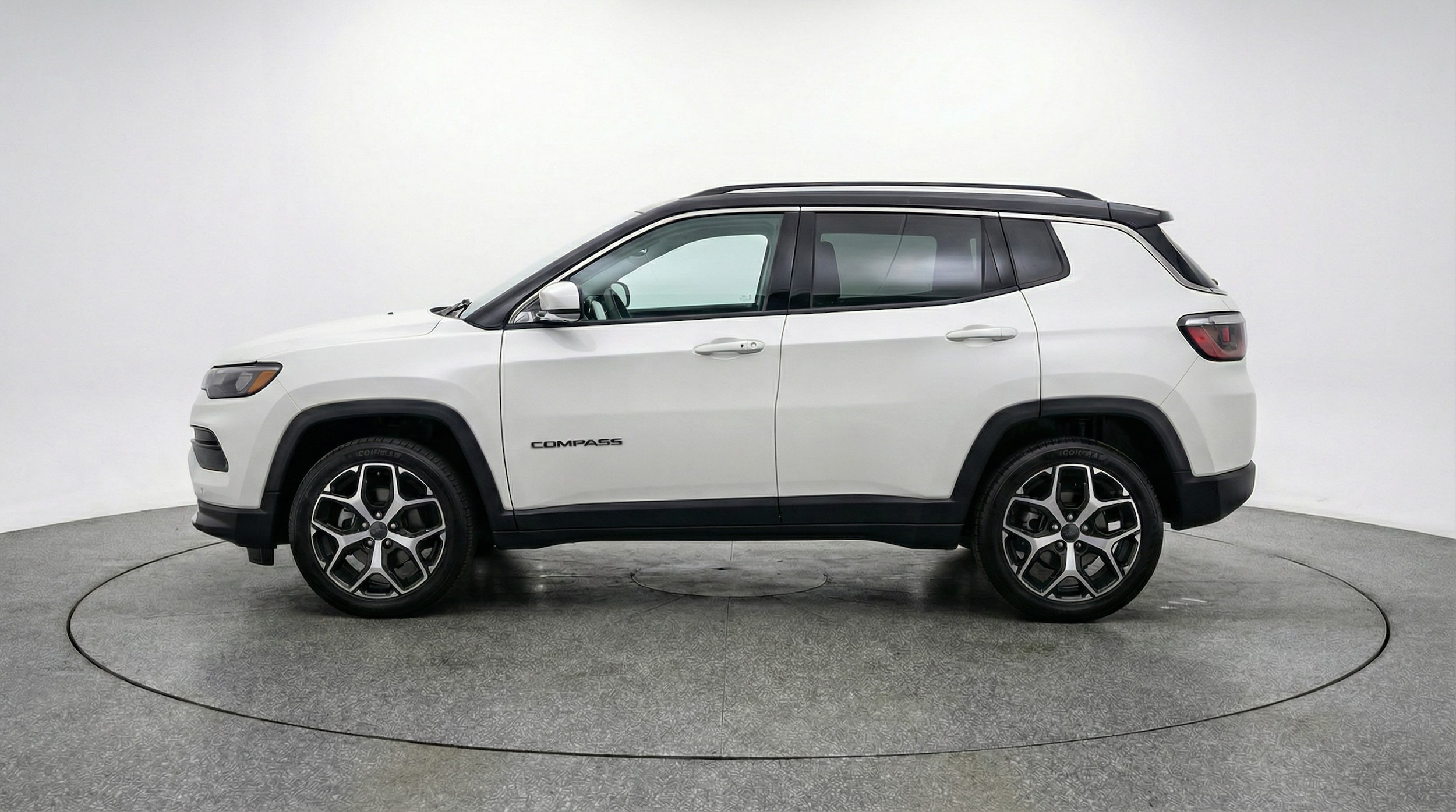 Thumbnail: 2025 Jeep Compass - 4