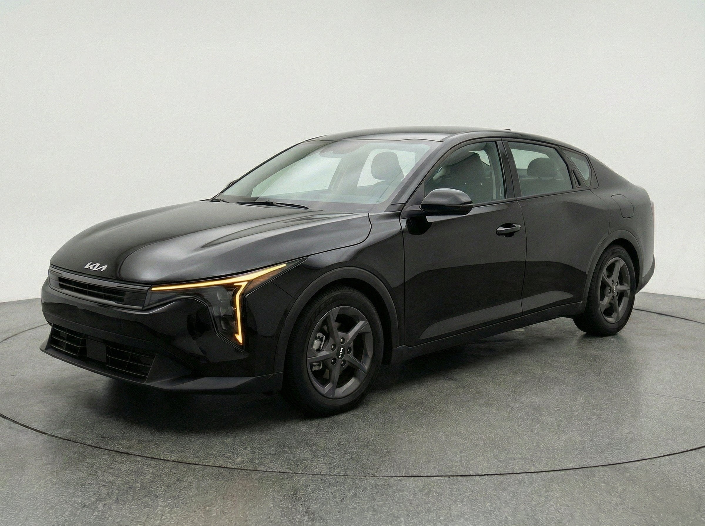 Thumbnail: 2025 Kia K4 - 3