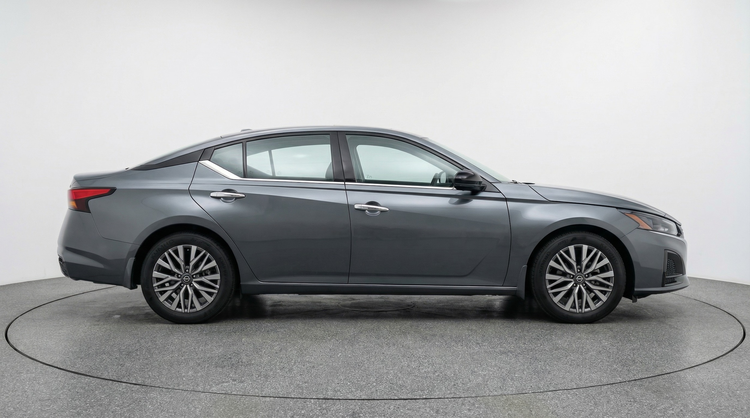 Thumbnail: 2025 Nissan Altima - 8