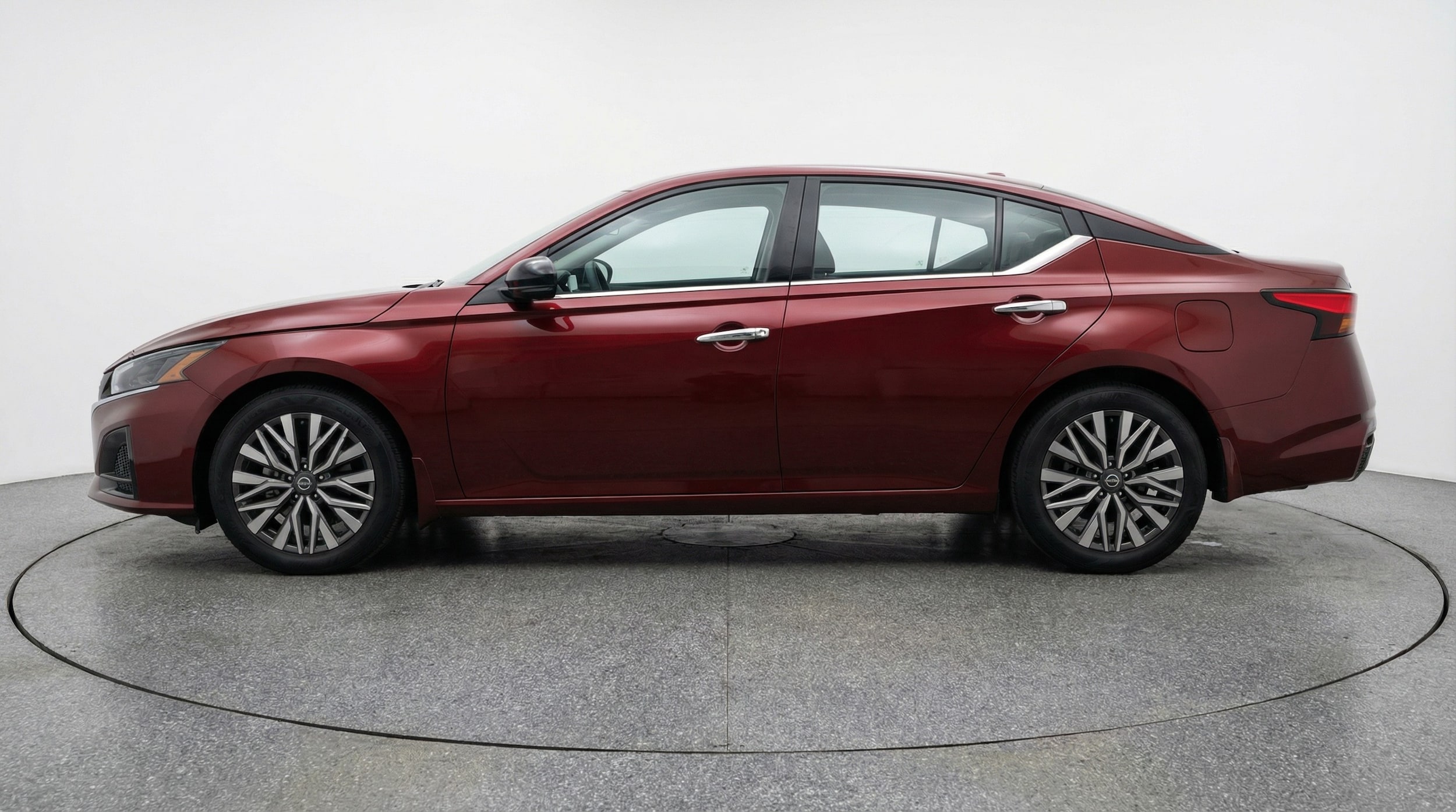 Thumbnail: 2025 Nissan Altima - 4