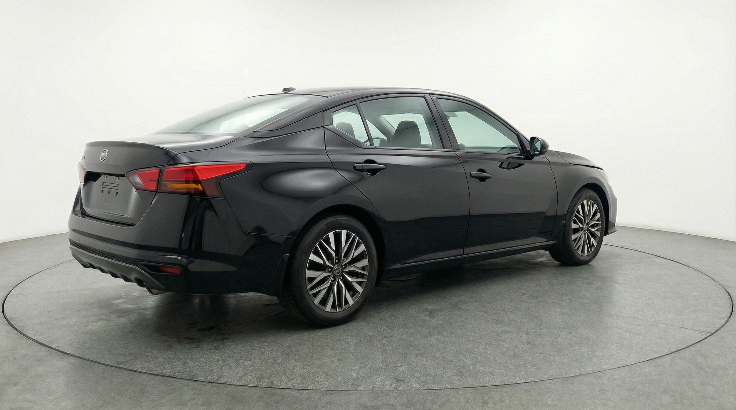 Thumbnail: 2025 Nissan Altima - 7