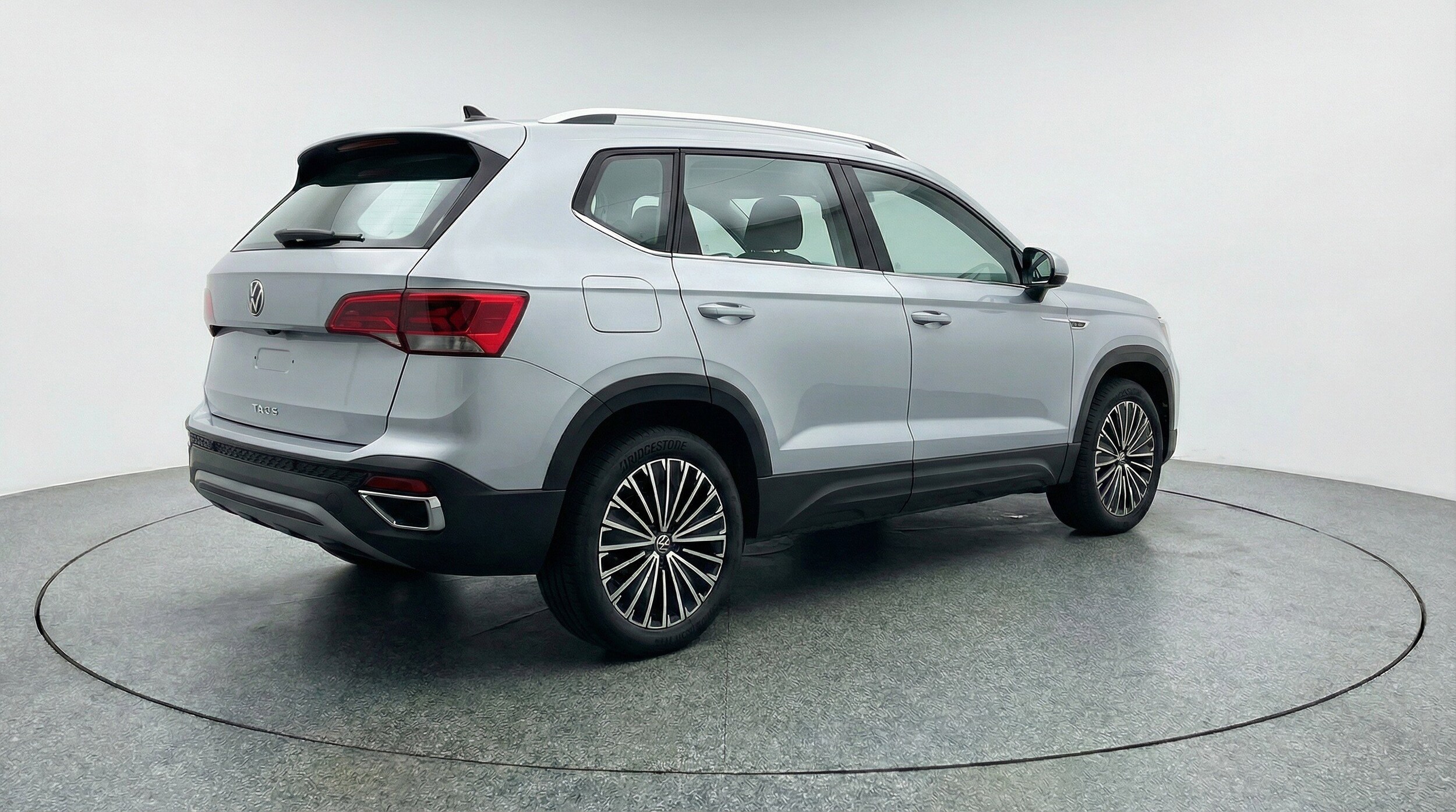 Thumbnail: 2025 Volkswagen Taos - 9