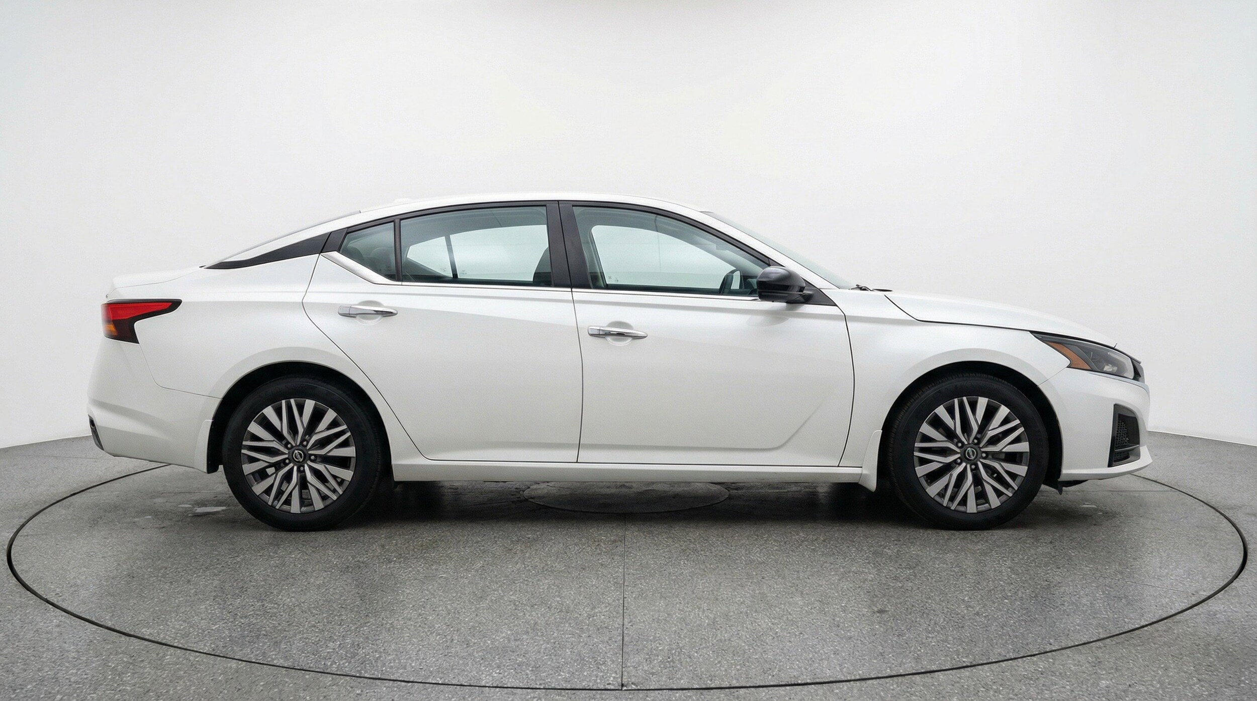 Thumbnail: 2025 Nissan Altima - 11