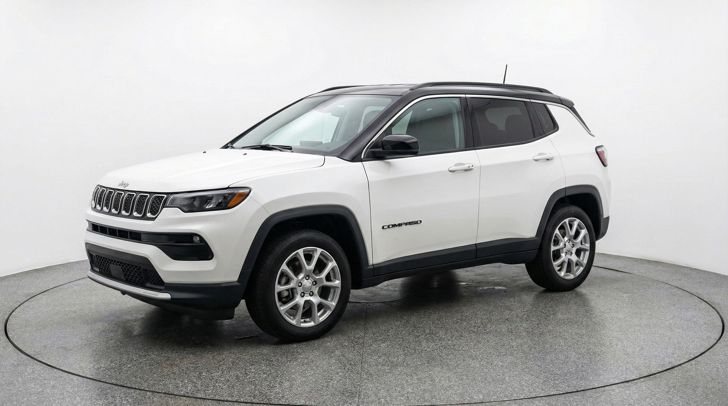 Thumbnail: 2025 Jeep Compass - 3