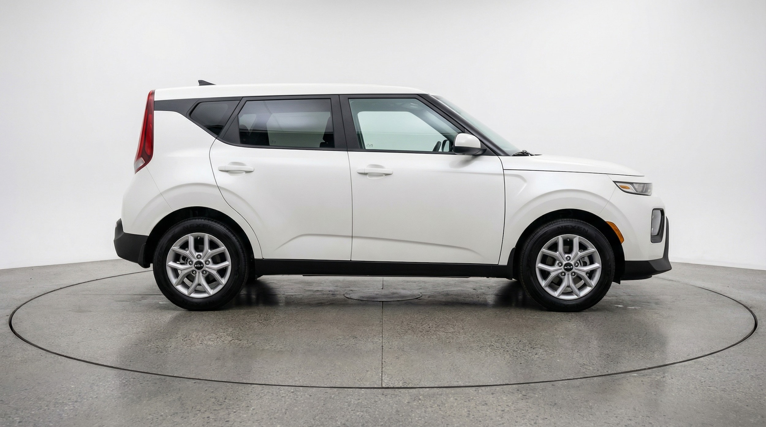 Thumbnail: 2025 Kia Soul - 8