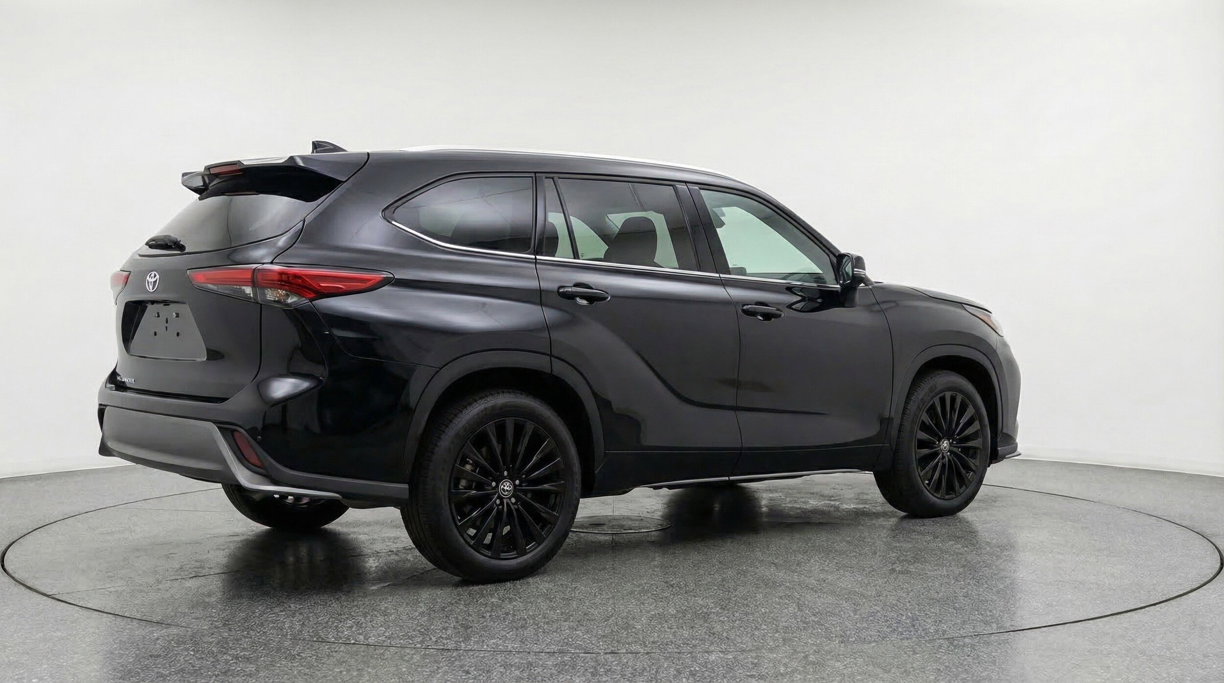 Thumbnail: 2025 Toyota Highlander - 9