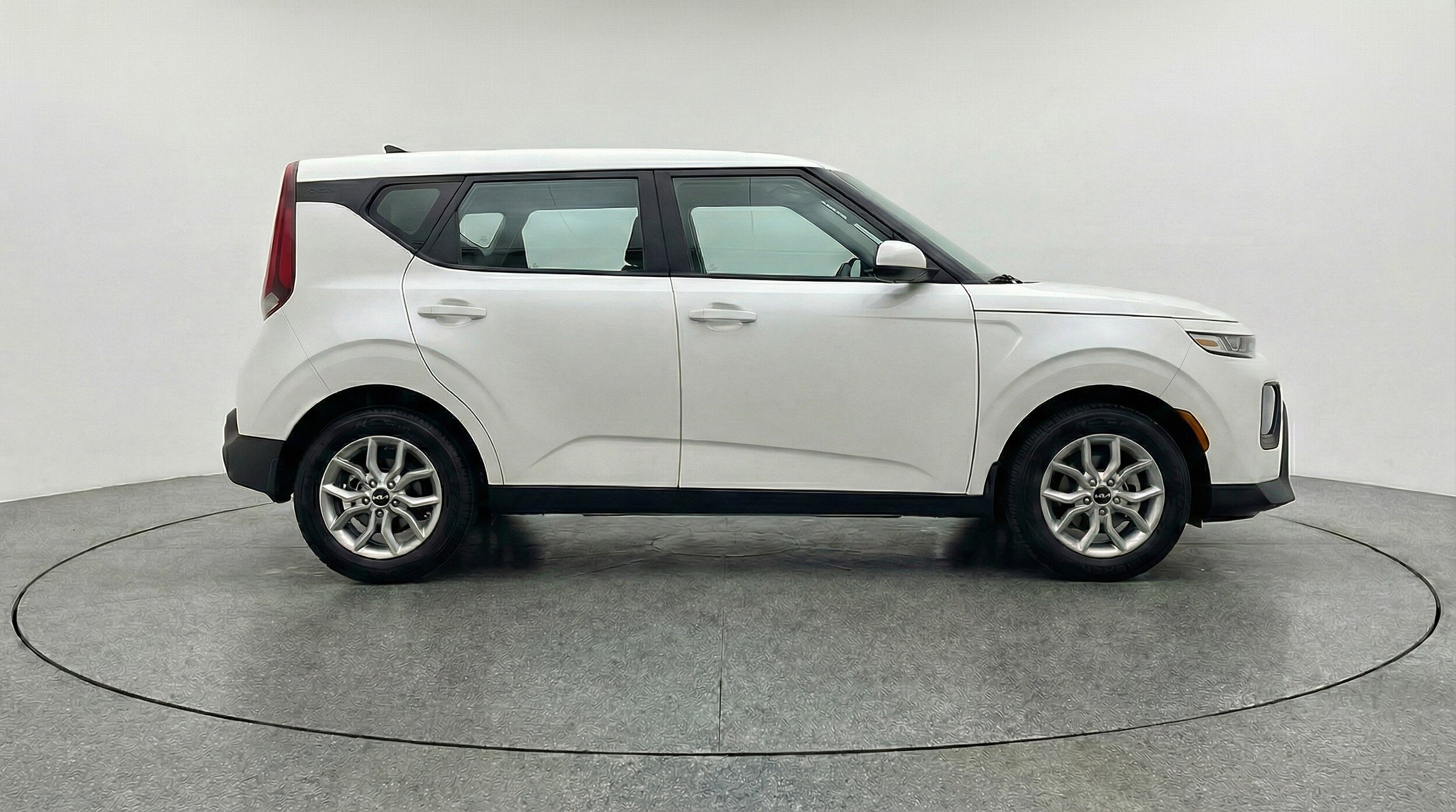 Thumbnail: 2025 Kia Soul - 11