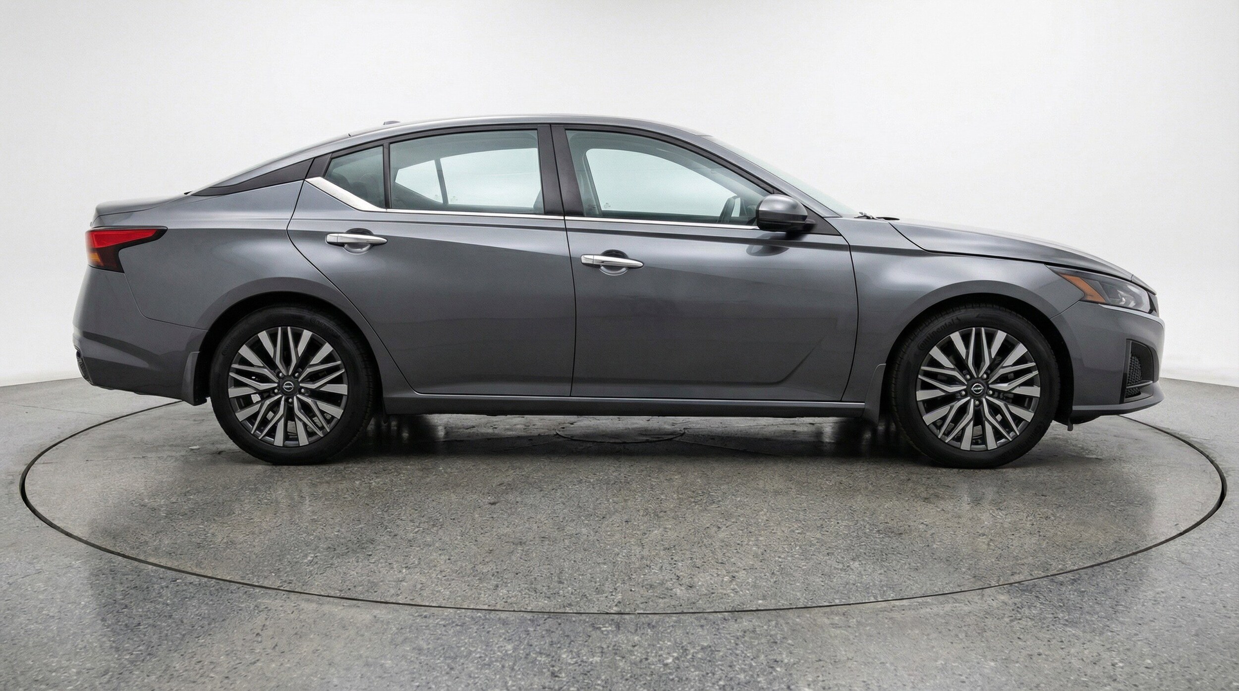 Thumbnail: 2025 Nissan Altima - 11