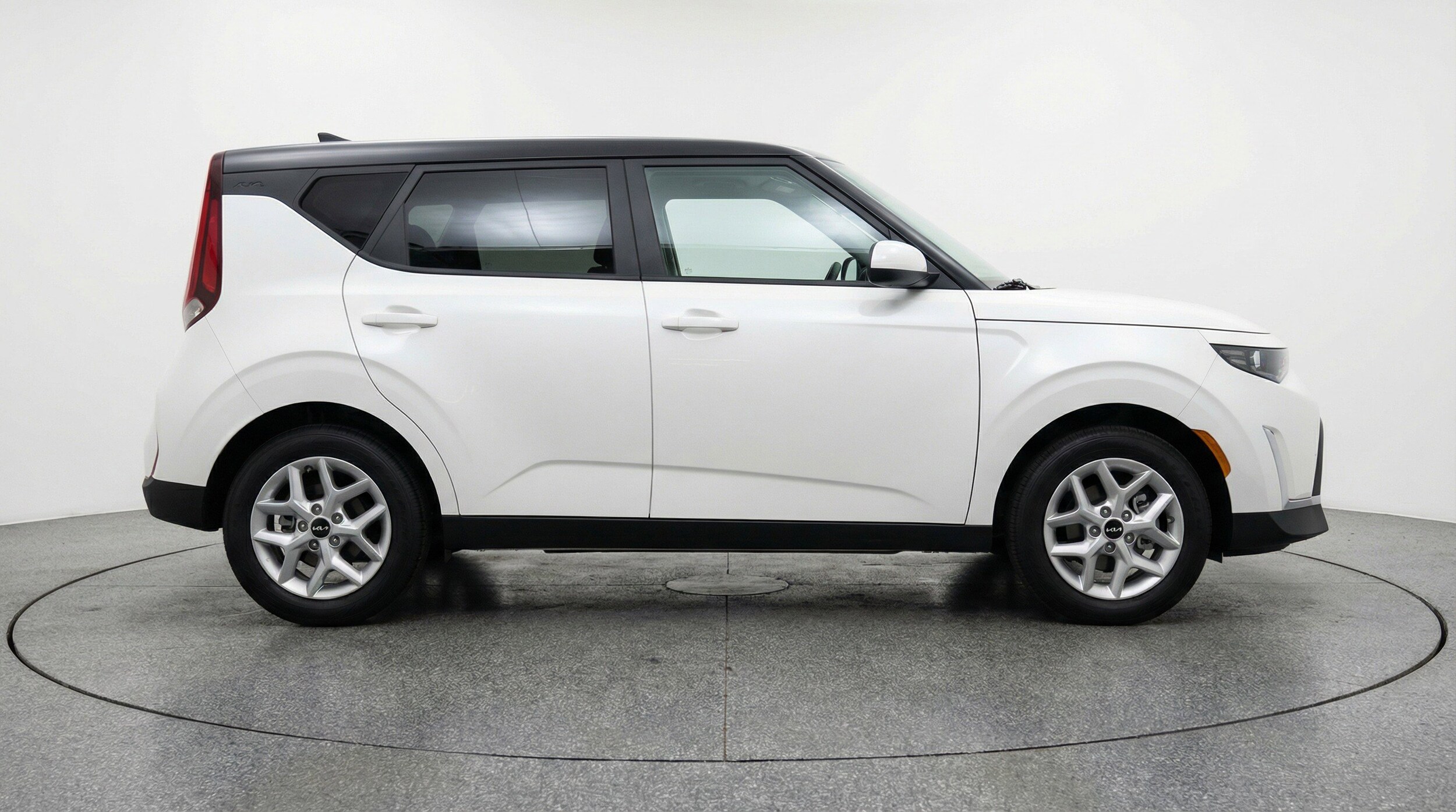 Thumbnail: 2025 Kia Soul - 11