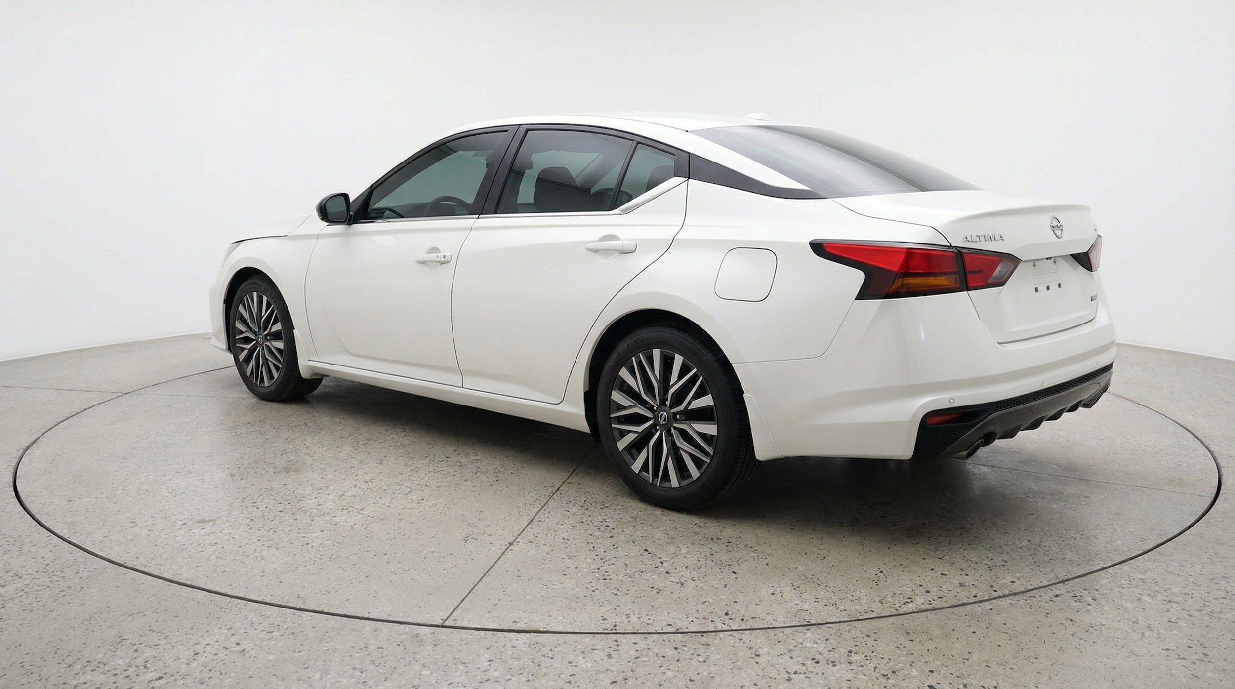 Thumbnail: 2025 Nissan Altima - 5