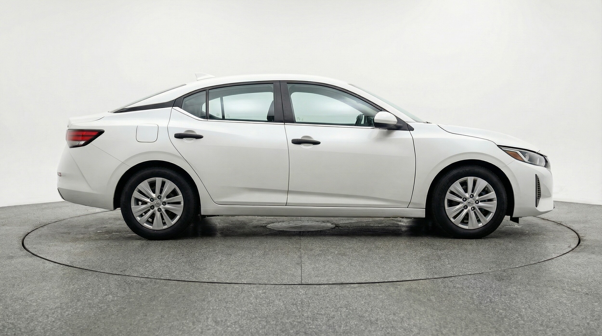 Thumbnail: 2025 Nissan Sentra - 8