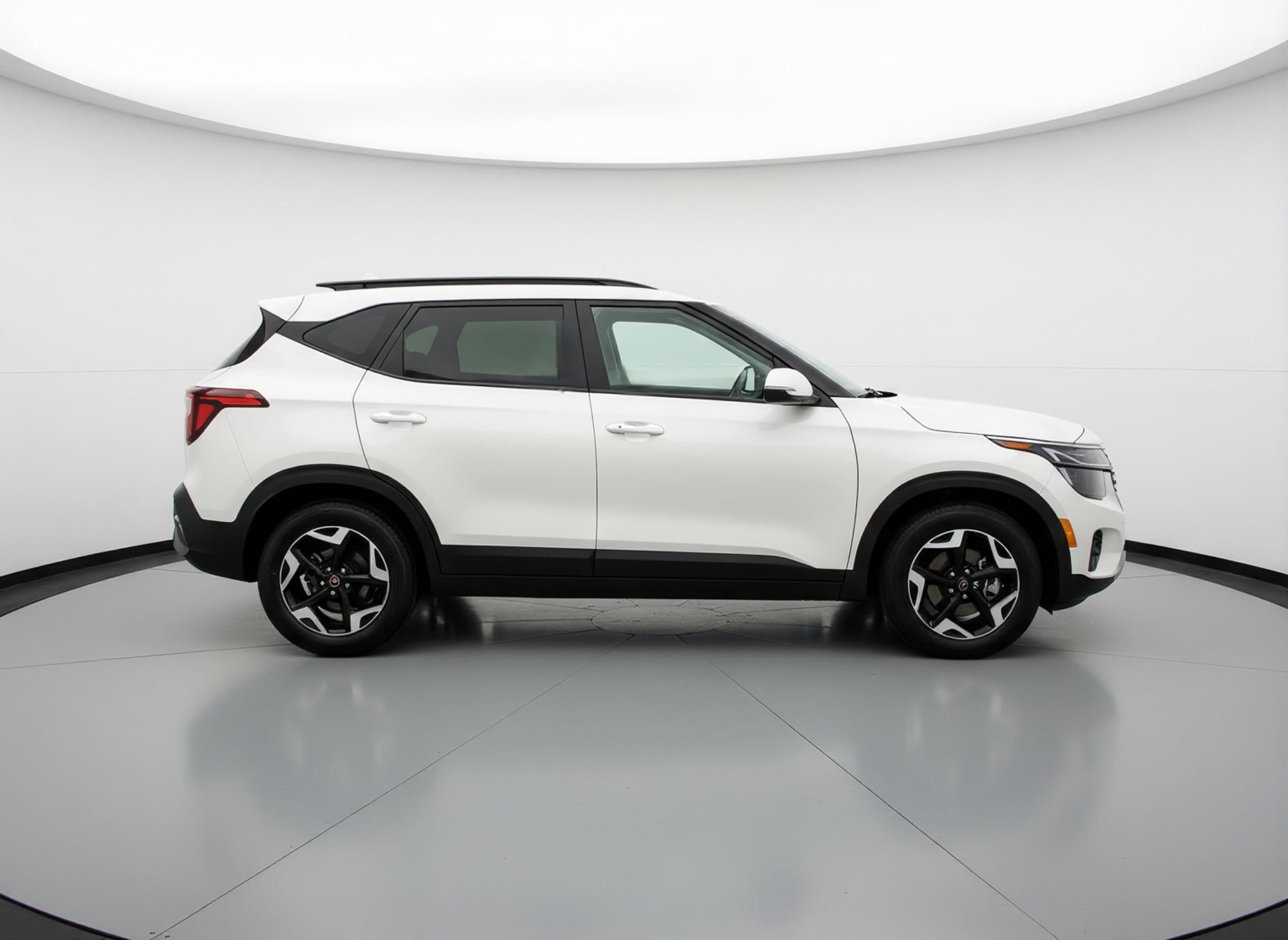 Thumbnail: 2025 Kia Seltos - 8