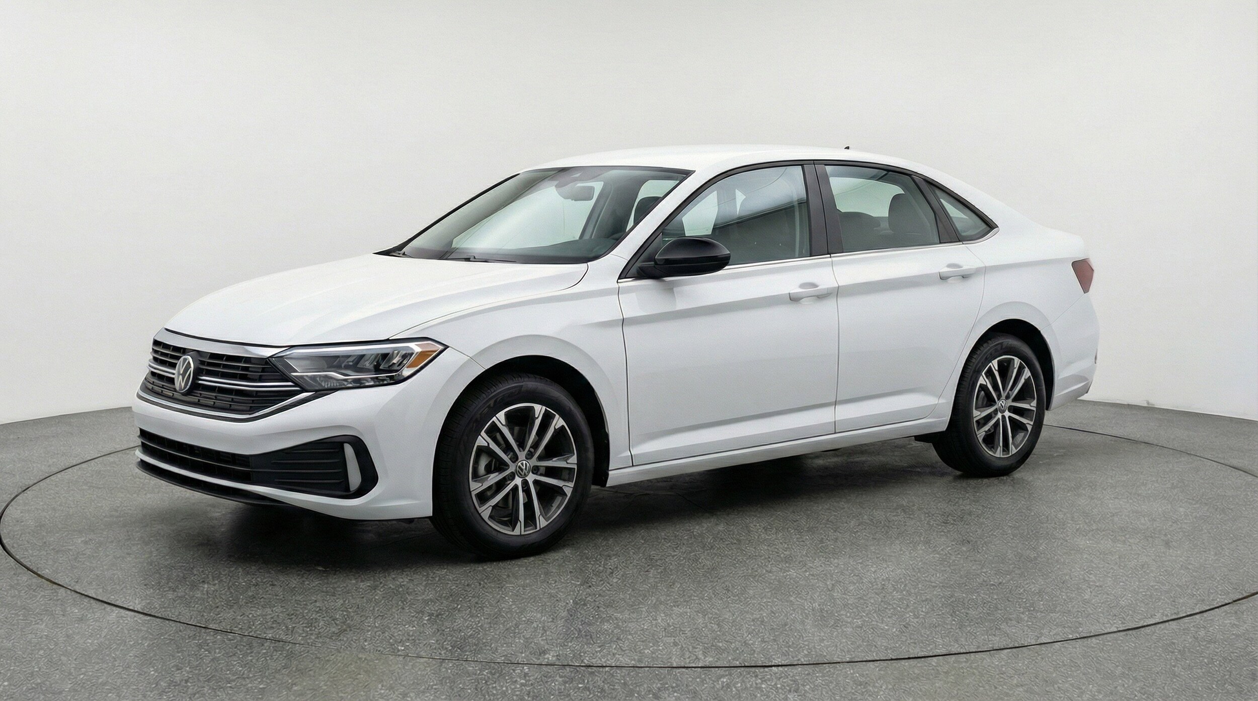 Thumbnail: 2025 Volkswagen Jetta - 3