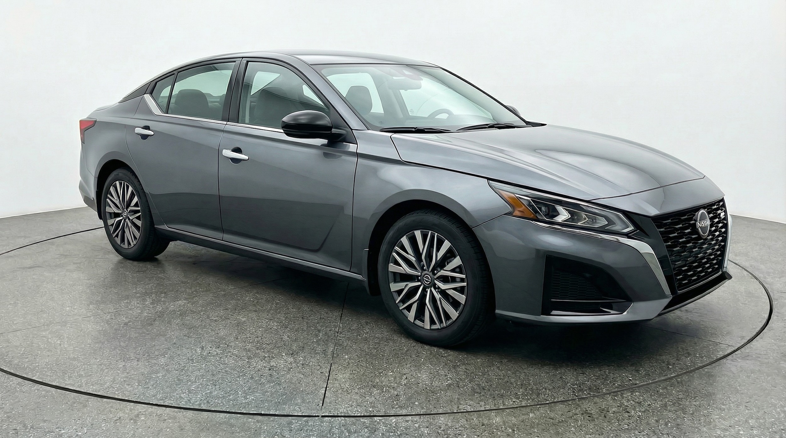 Thumbnail: 2025 Nissan Altima - 1