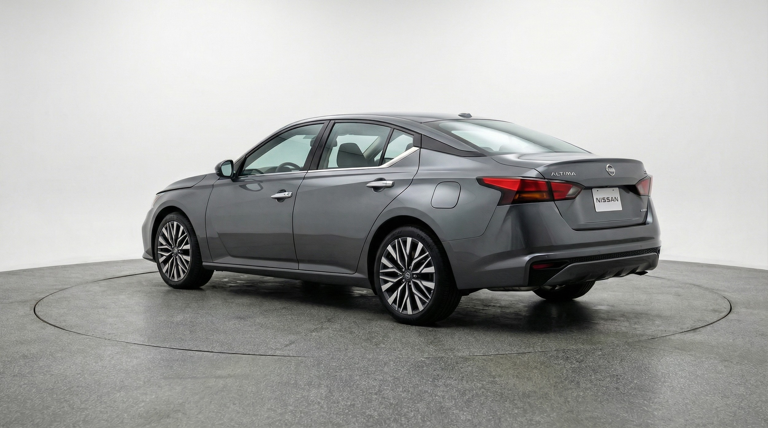 Thumbnail: 2025 Nissan Altima - 5