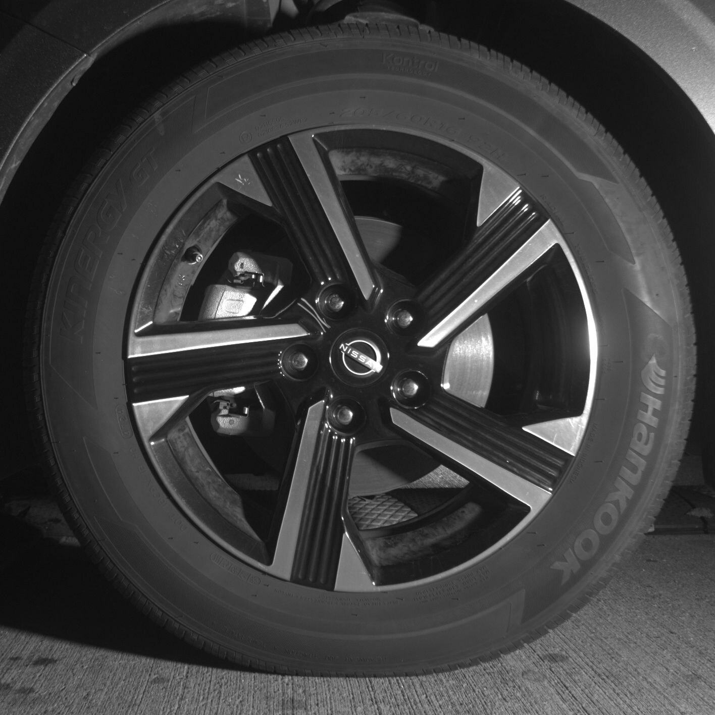 Thumbnail: 2025 Nissan Sentra - 9