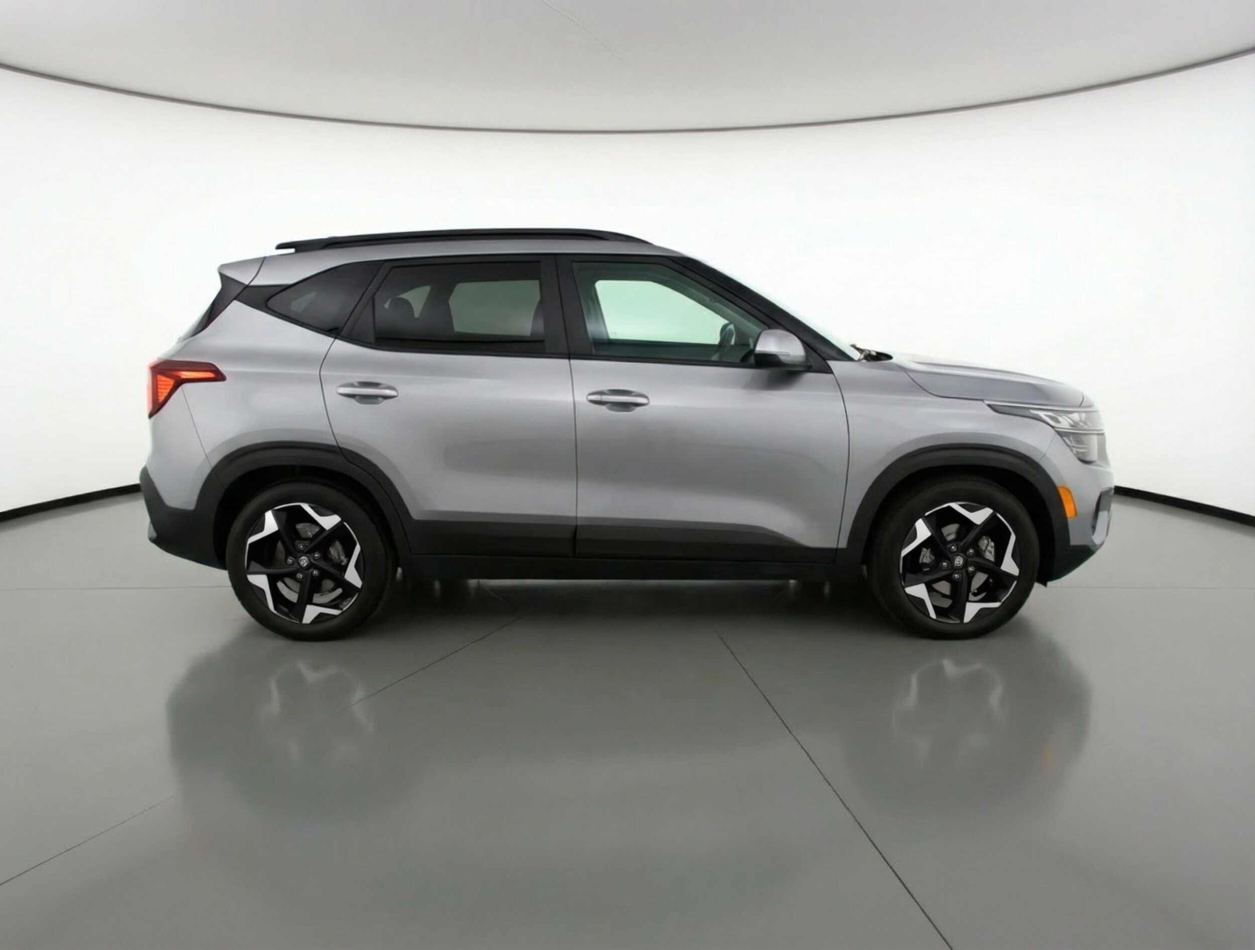 Thumbnail: 2025 Kia Seltos - 8