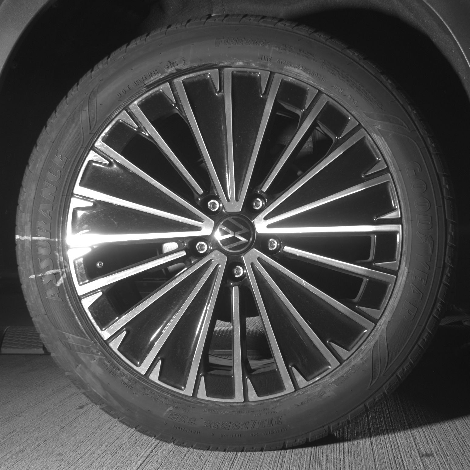 Thumbnail: 2025 Volkswagen Taos - 12