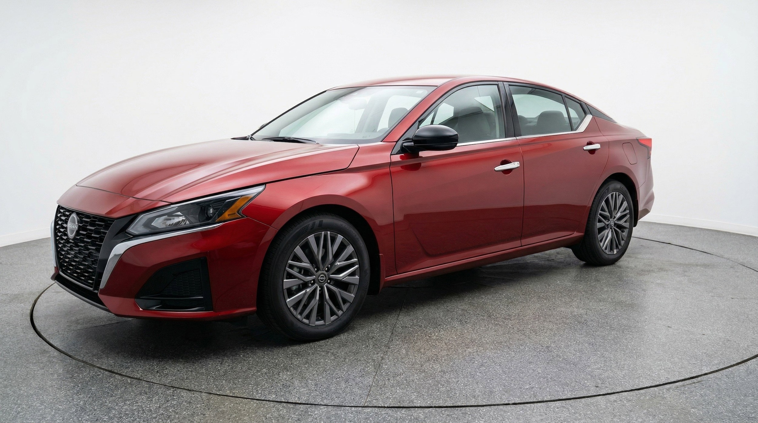 Thumbnail: 2025 Nissan Altima - 3