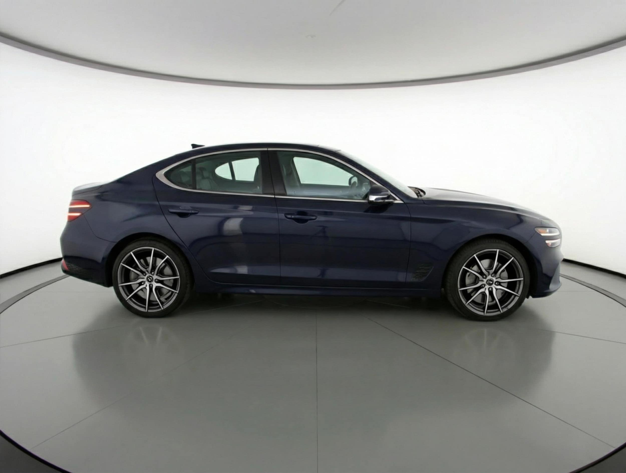 Thumbnail: 2025 Genesis G70 - 8