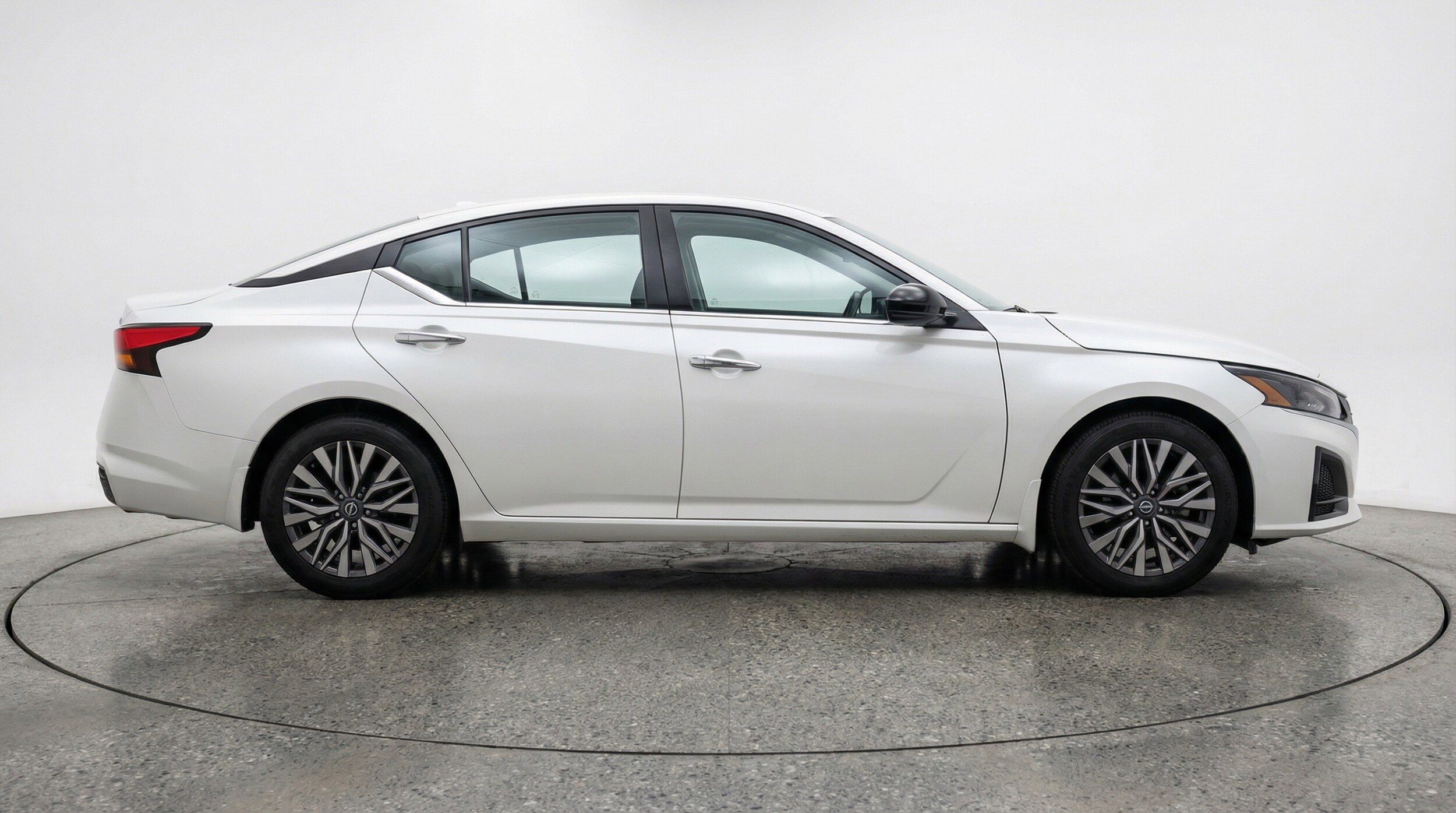 Thumbnail: 2025 Nissan Altima - 11