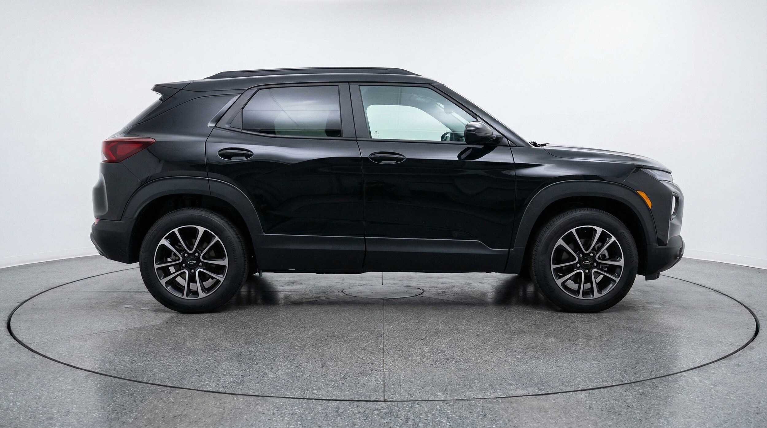 Thumbnail: 2025 Chevrolet TrailBlazer - 11