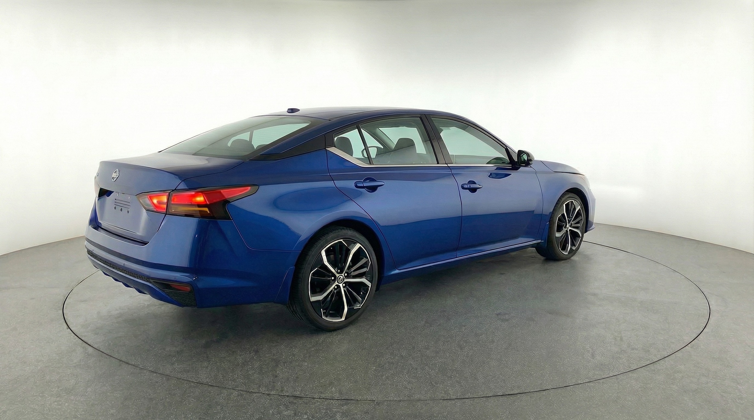 Thumbnail: 2025 Nissan Altima - 7