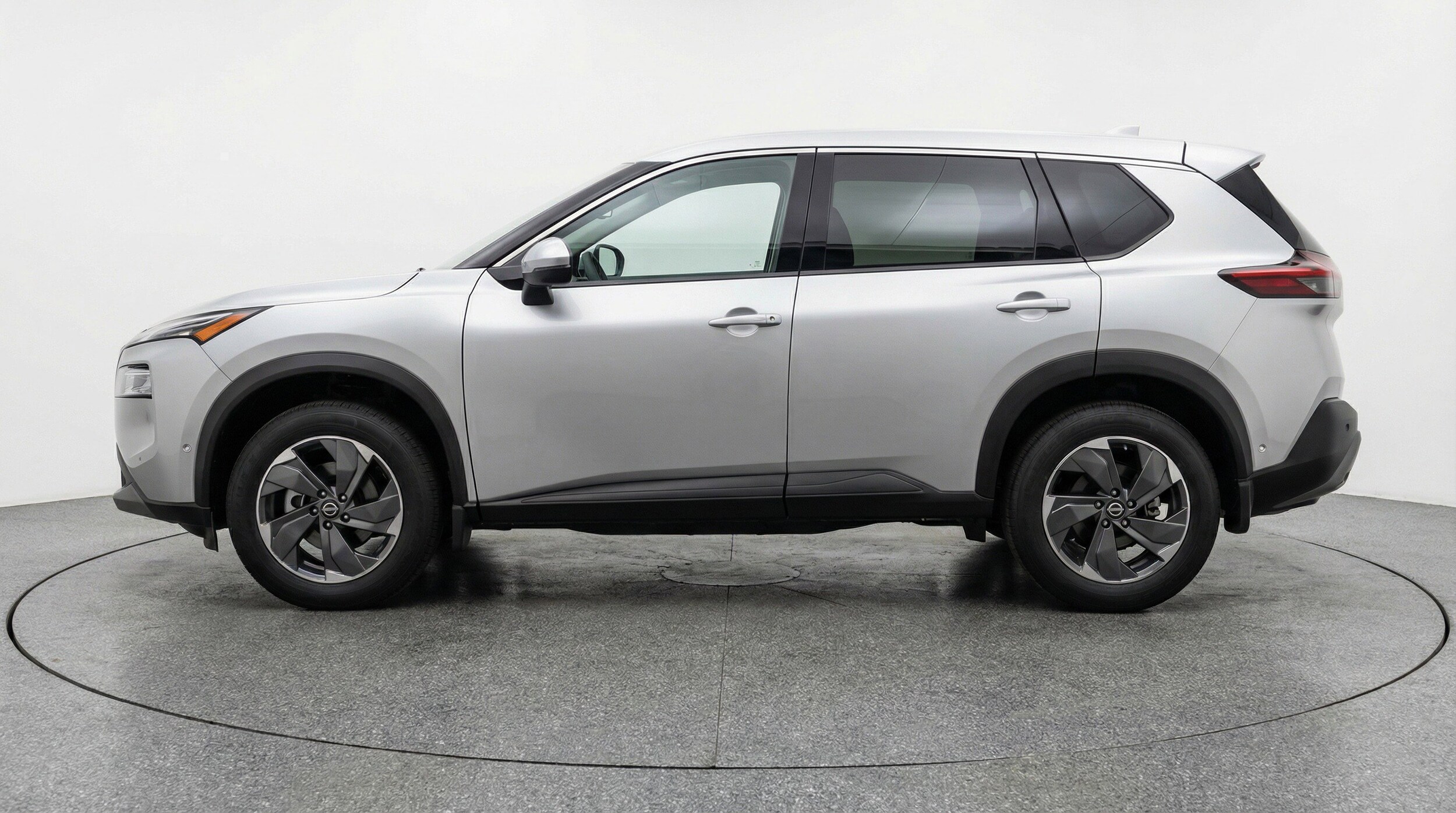 Thumbnail: 2025 Nissan Rogue - 5