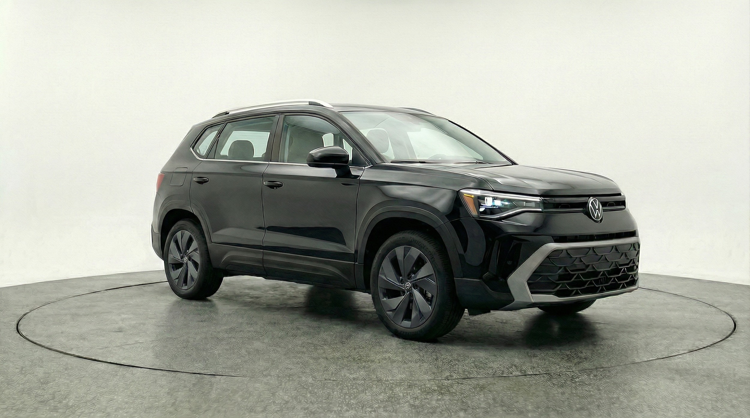 2025 Volkswagen Taos S