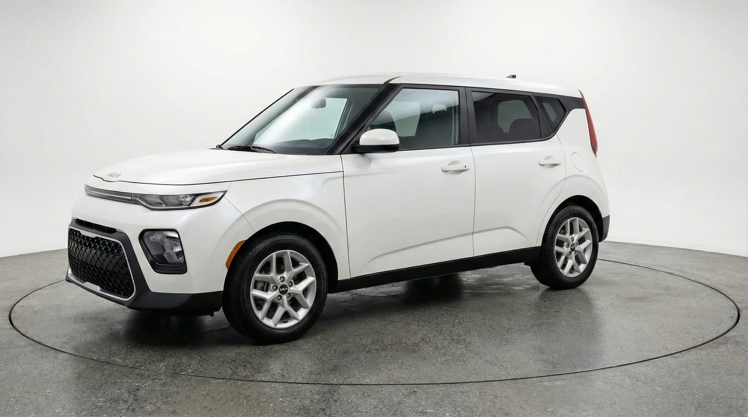 Thumbnail: 2025 Kia Soul - 3