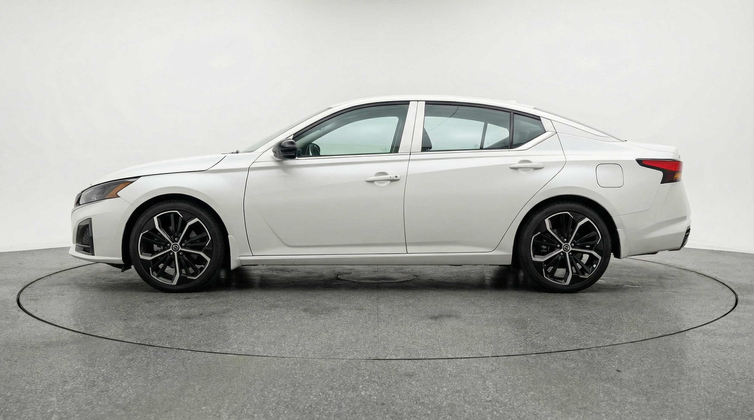 Thumbnail: 2025 Nissan Altima - 4