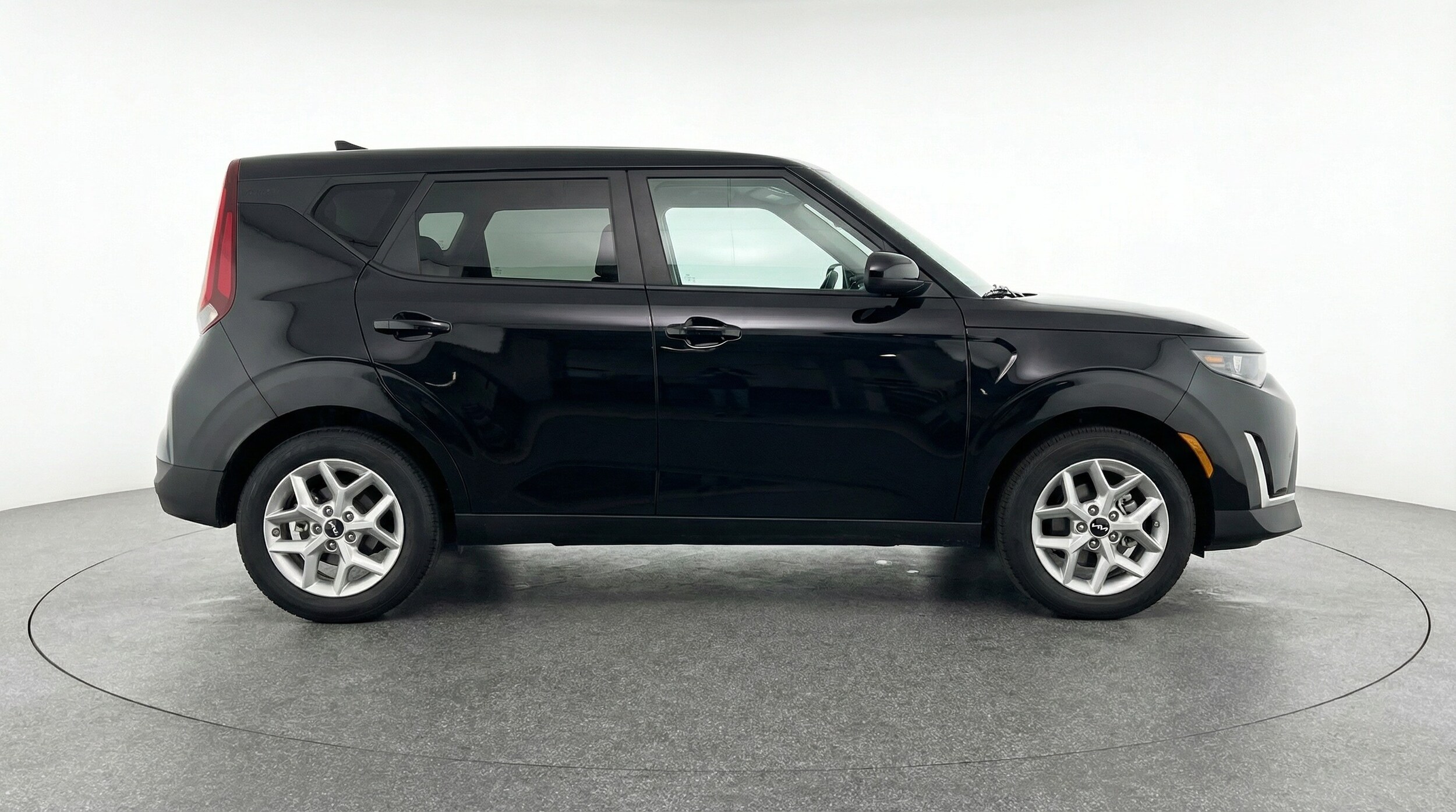 Thumbnail: 2025 Kia Soul - 8