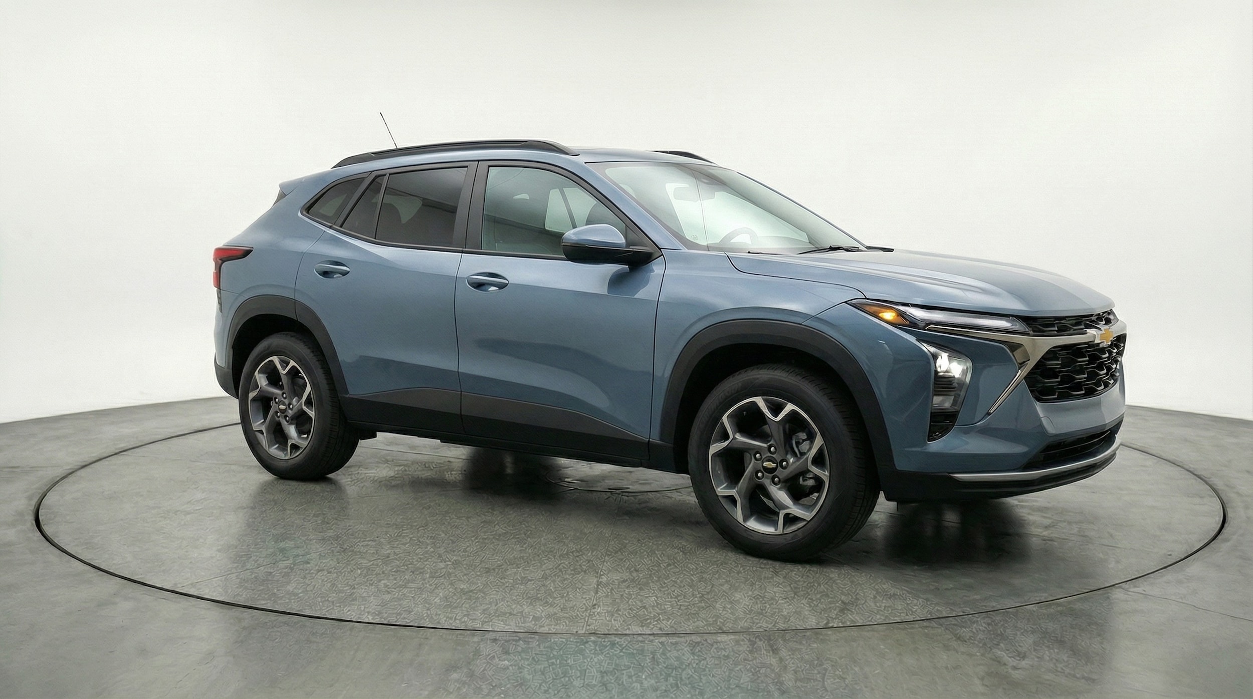 Thumbnail: 2025 Chevrolet Trax - 1