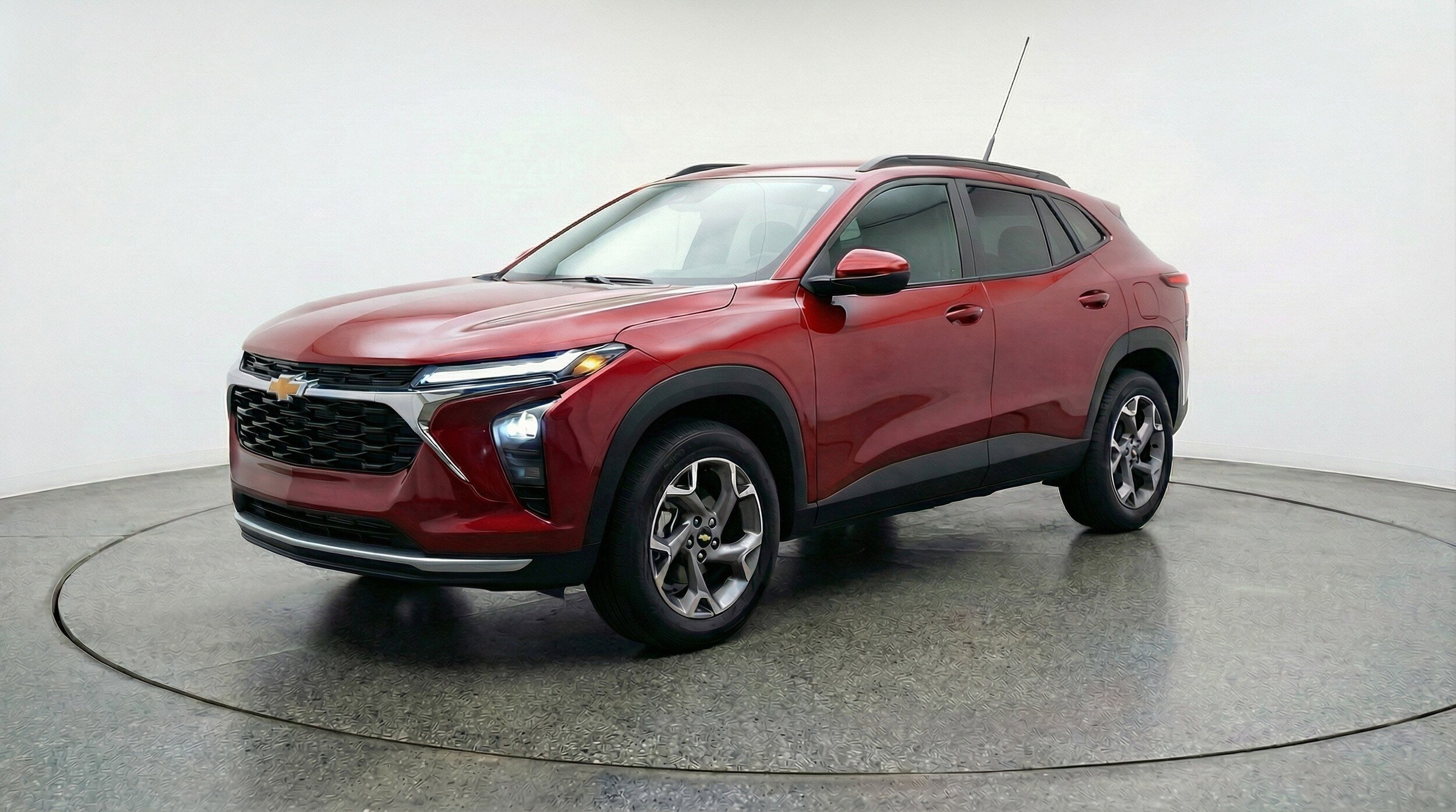 Thumbnail: 2025 Chevrolet Trax - 3