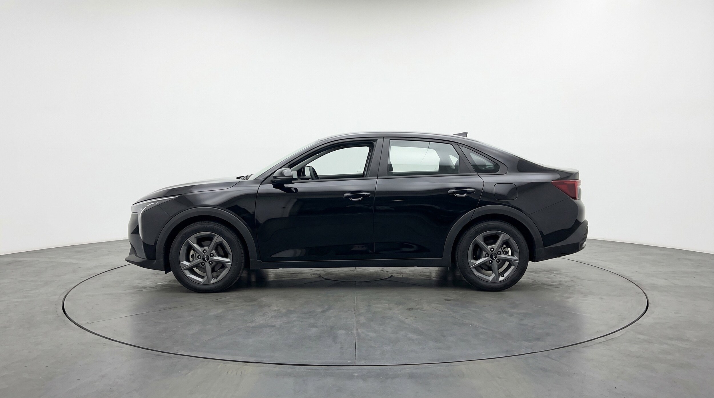 Thumbnail: 2025 Kia K4 - 5