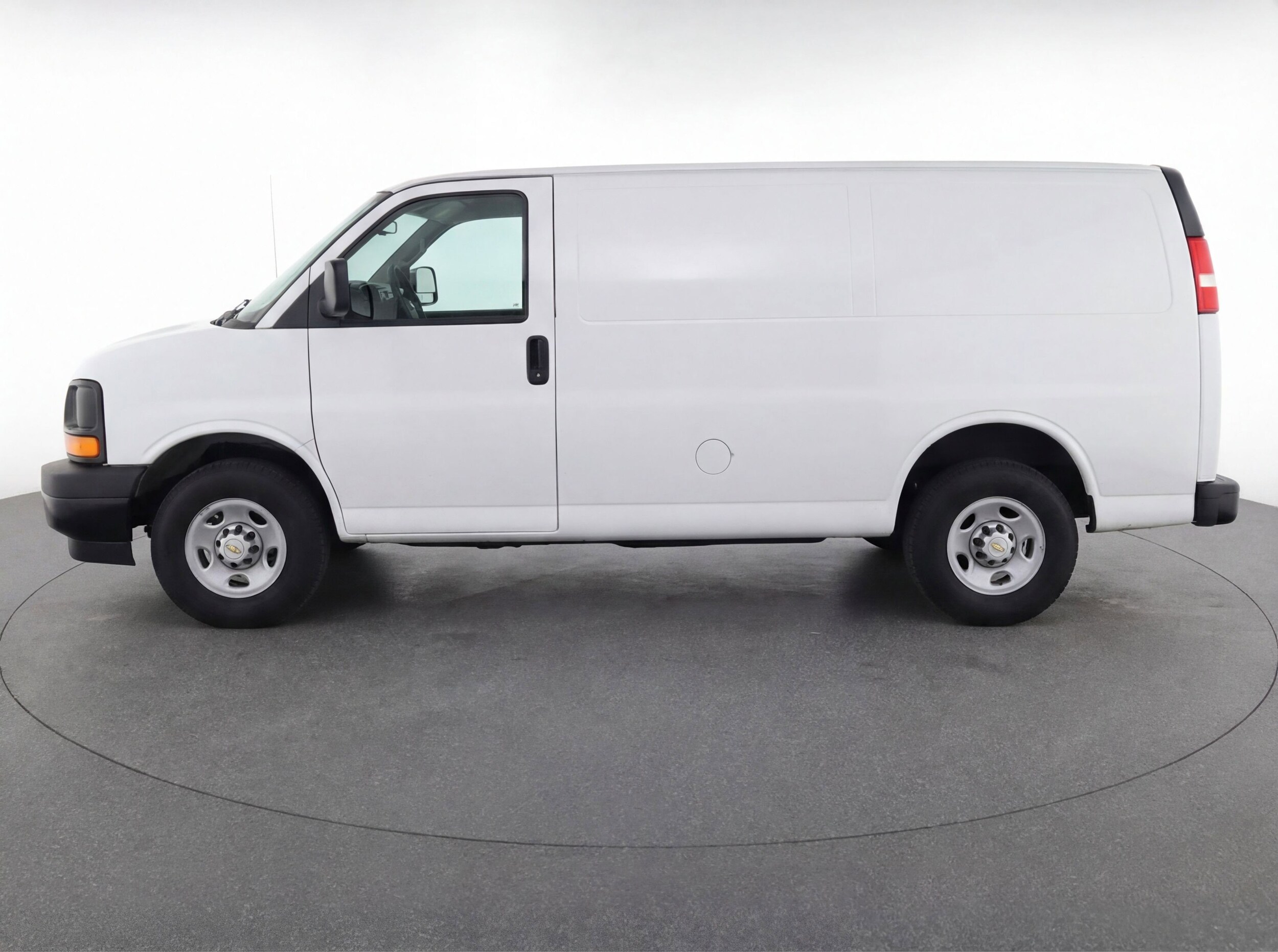 Thumbnail: 2024 Chevrolet Express - 5