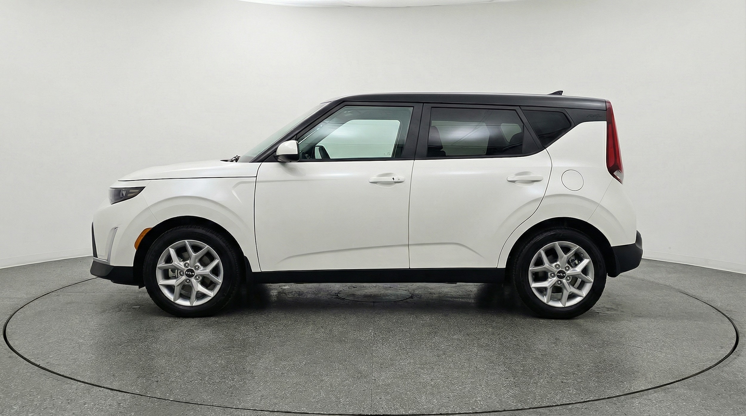 Thumbnail: 2025 Kia Soul - 4