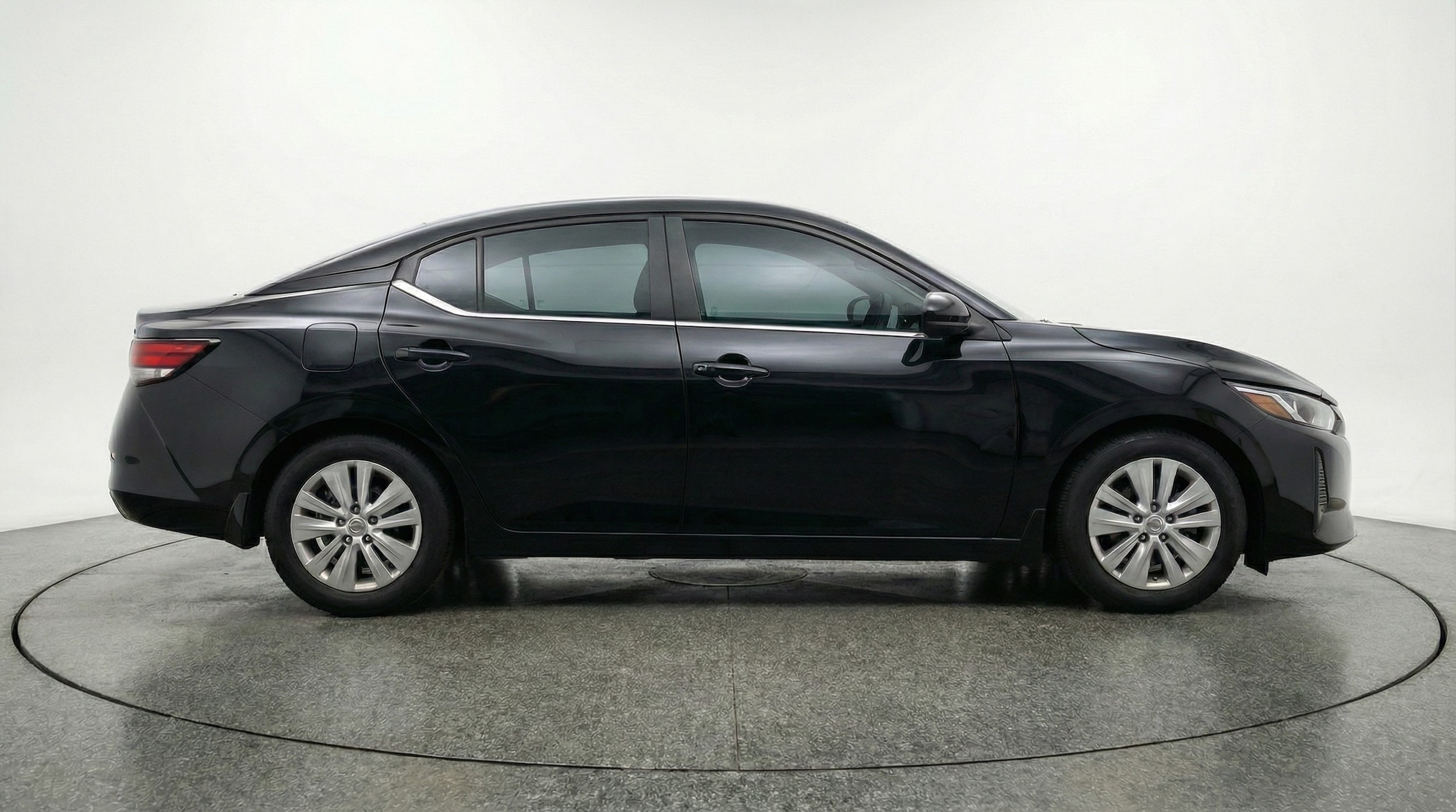 Thumbnail: 2025 Nissan Sentra - 8