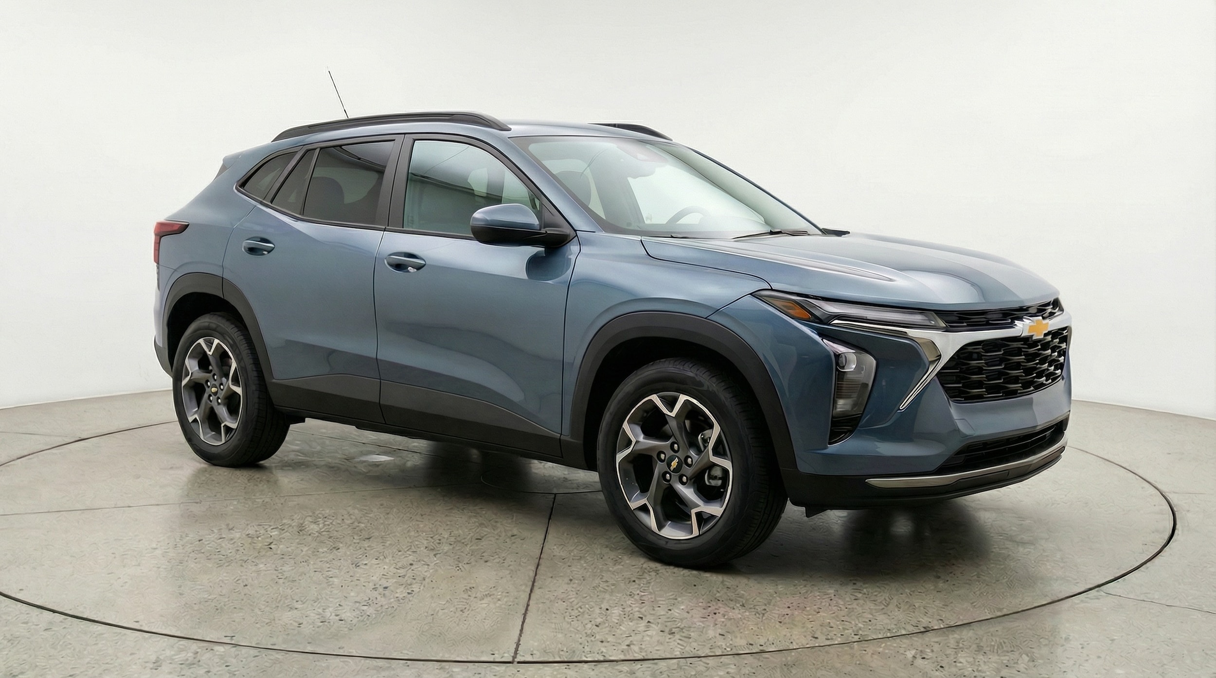 Thumbnail: 2025 Chevrolet Trax - 1