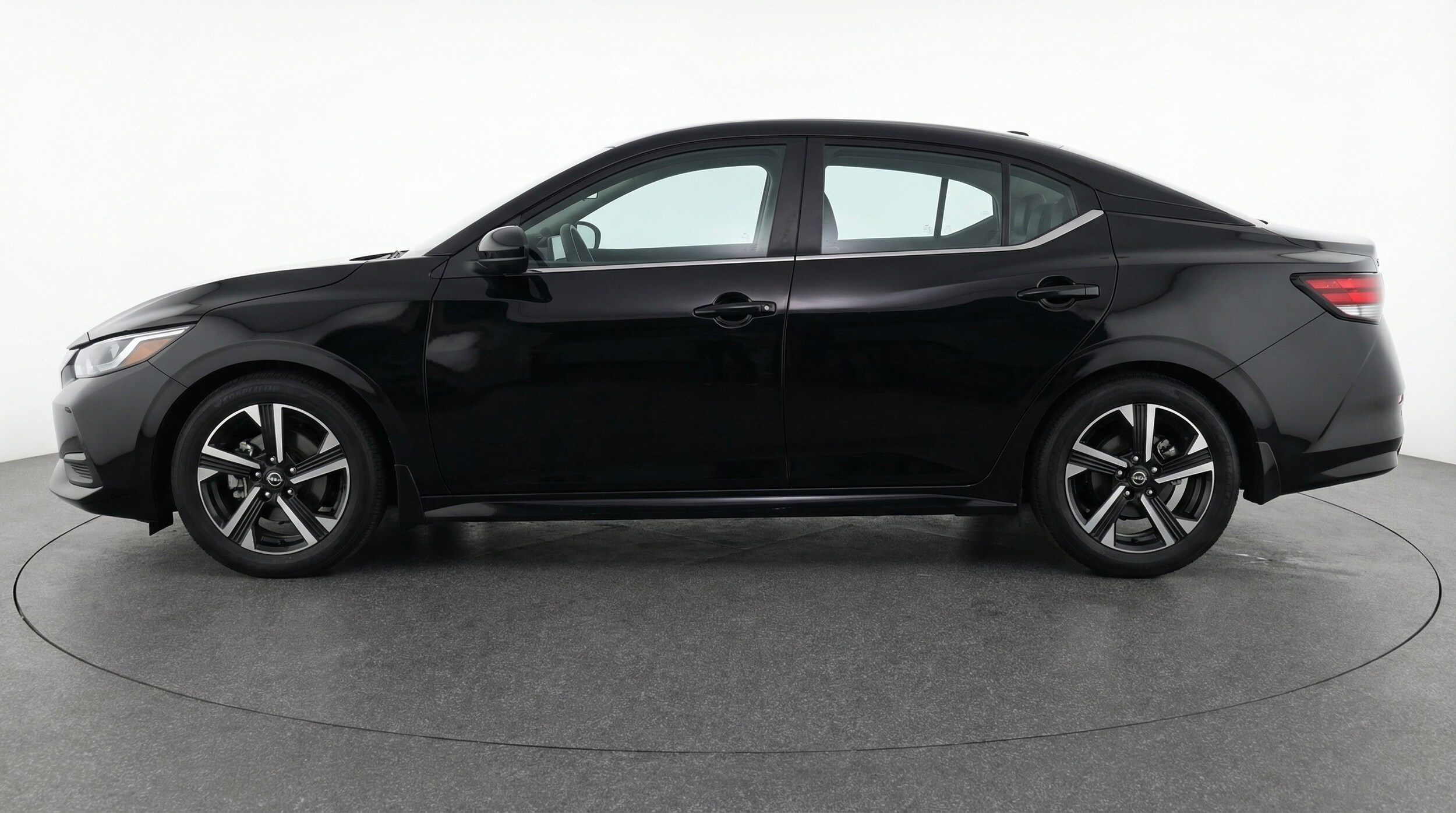 Thumbnail: 2025 Nissan Sentra - 4