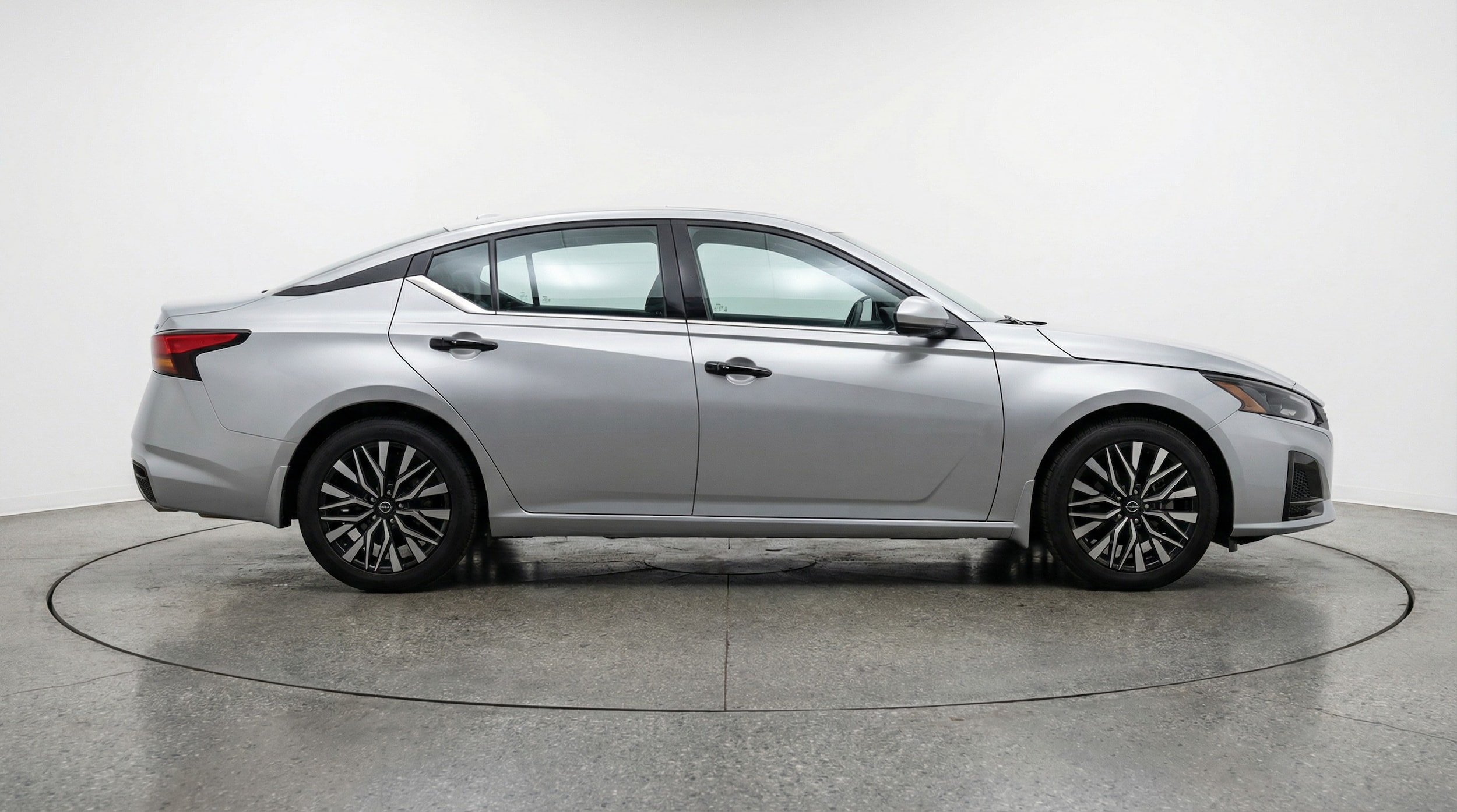 Thumbnail: 2025 Nissan Altima - 8